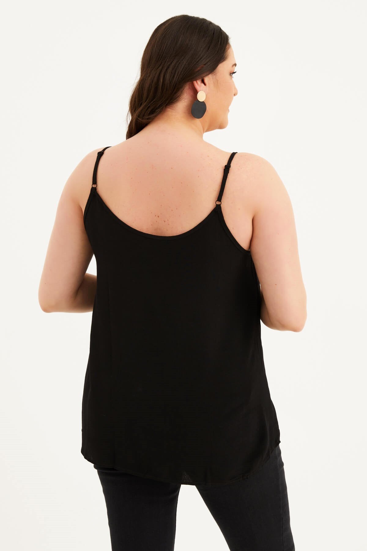 İp Askılı Fırfır Detaylı Bluz