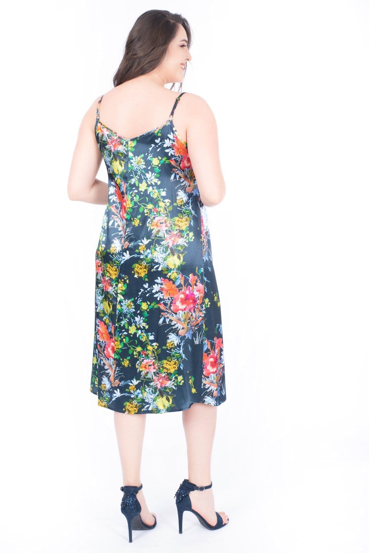 İp Askılı Saten Elbise