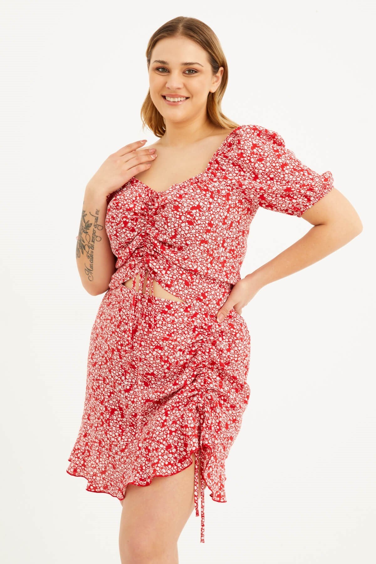 Kare Yaka Büzgülü Top