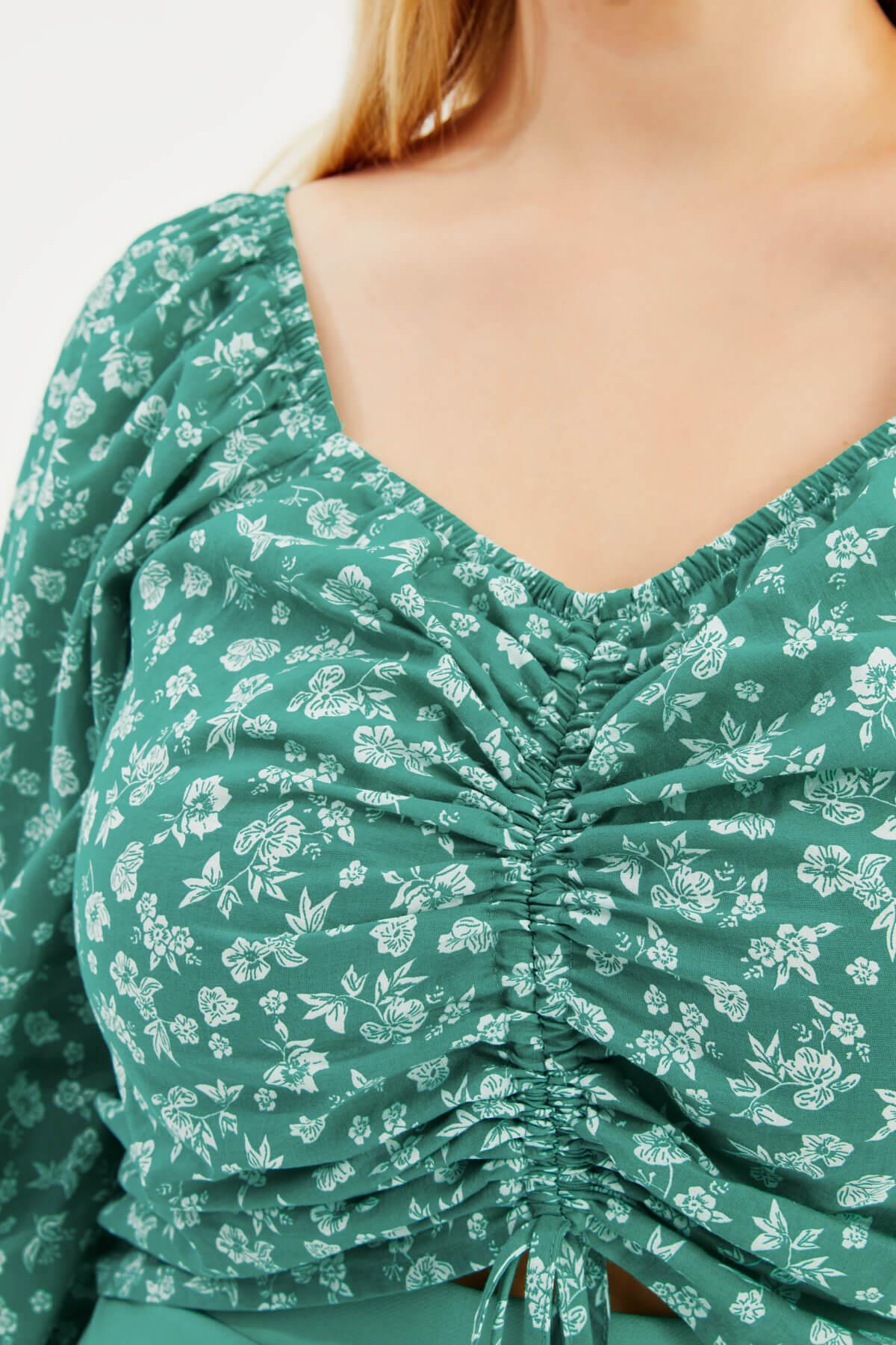 Kare Yaka Büzgülü Top