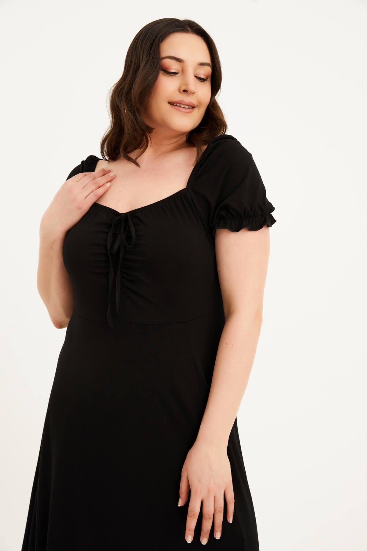 Kare Yaka Yırtmaçlı Penye Elbise