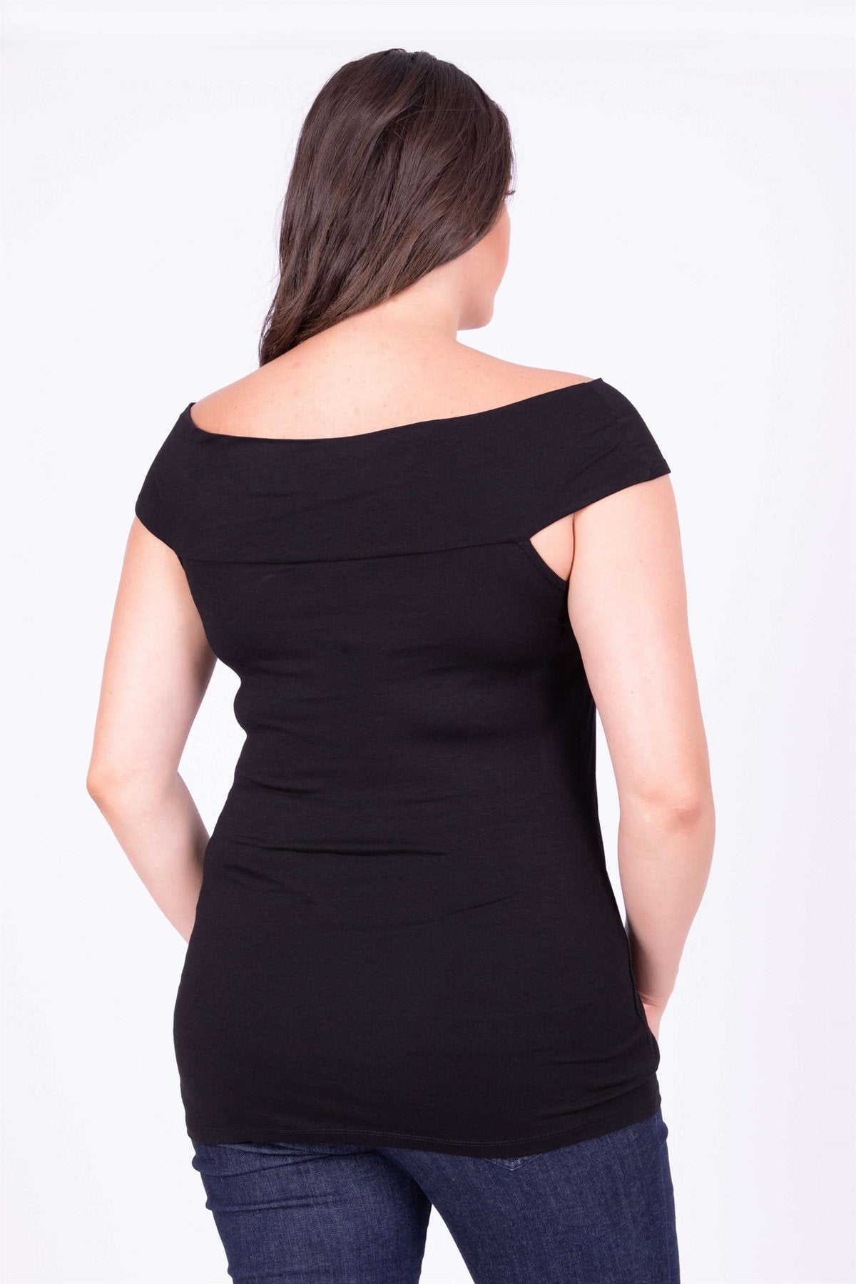 Karmen V Yaka Kolsuz Tişört