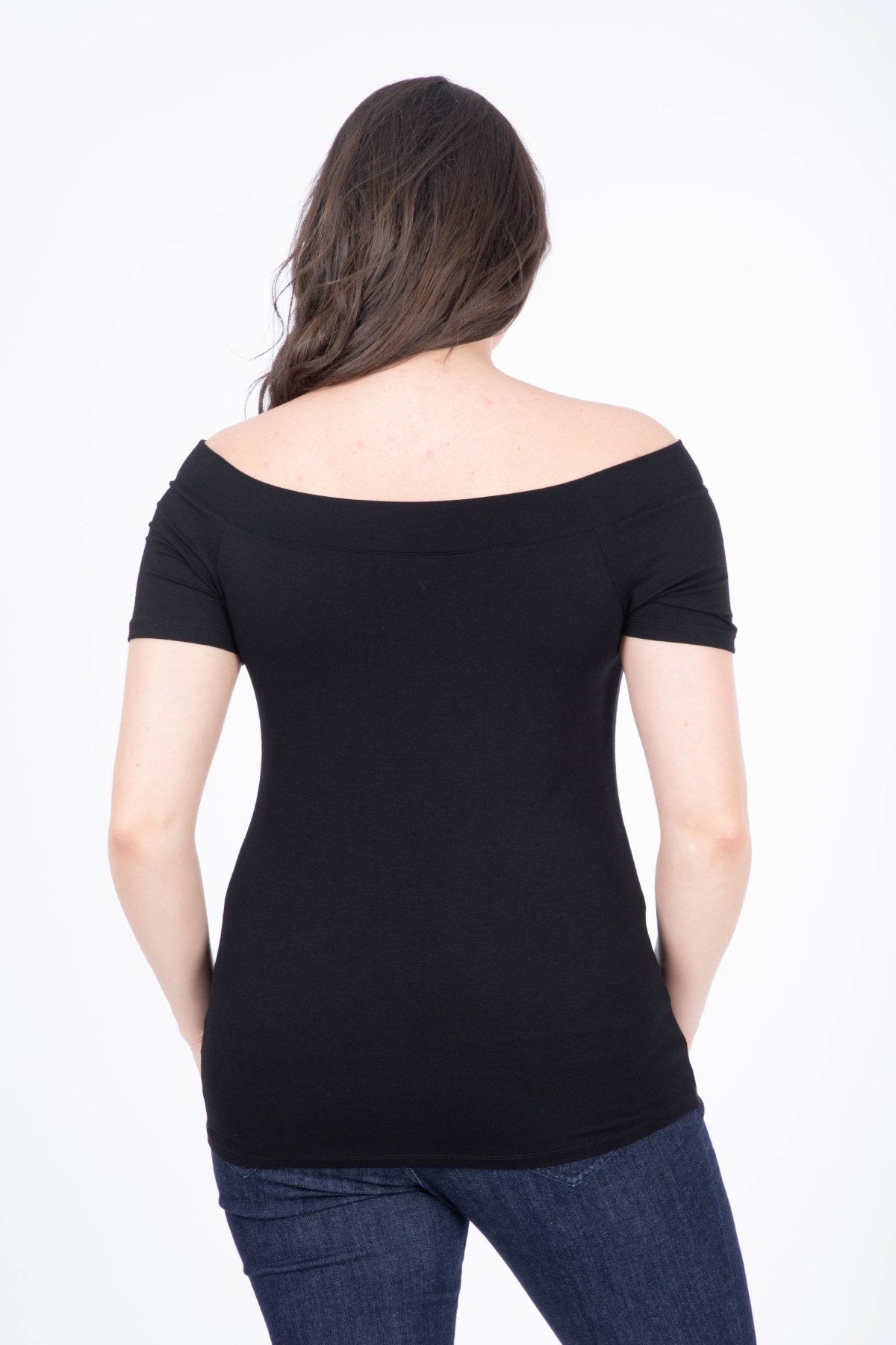 Karmen Yaka Kısa Kol Tişört