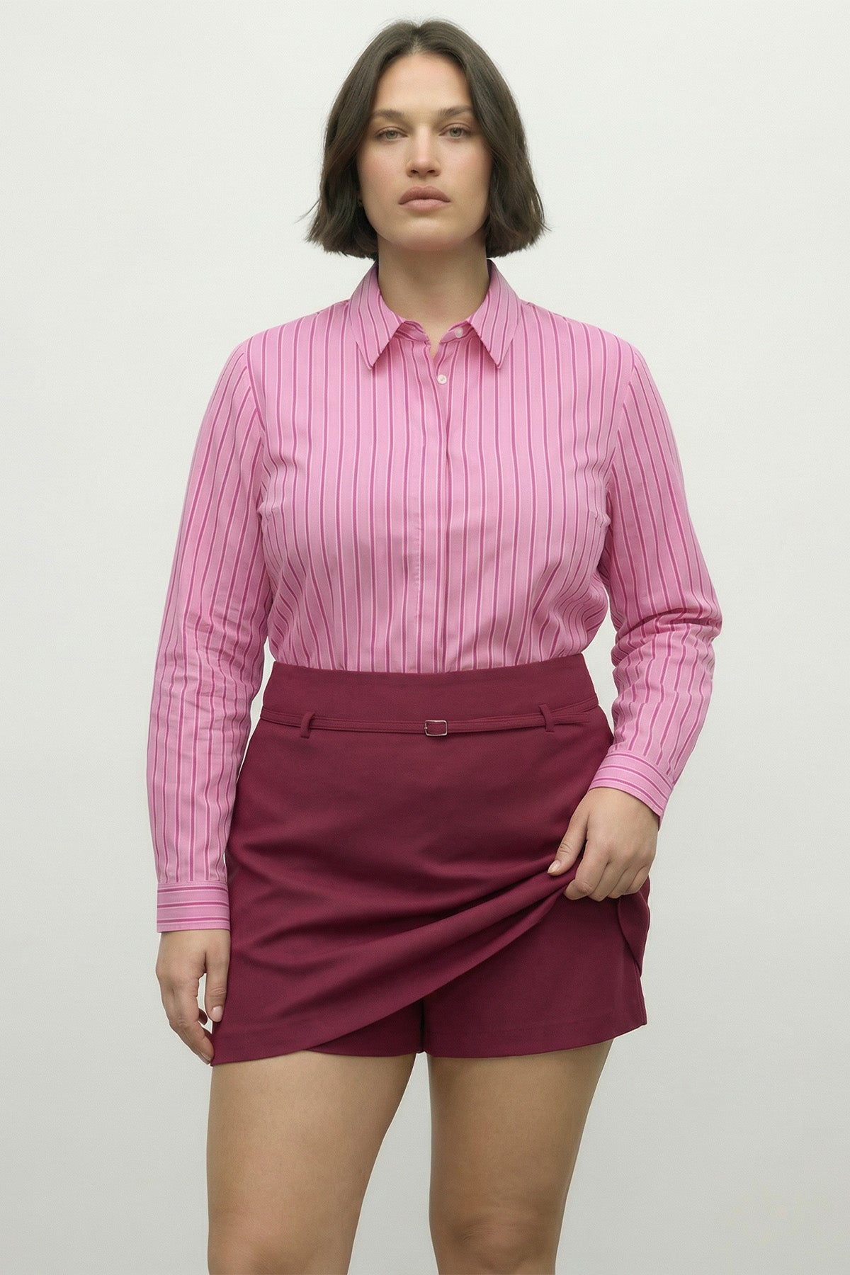 Kemer Detaylı Şort Etek