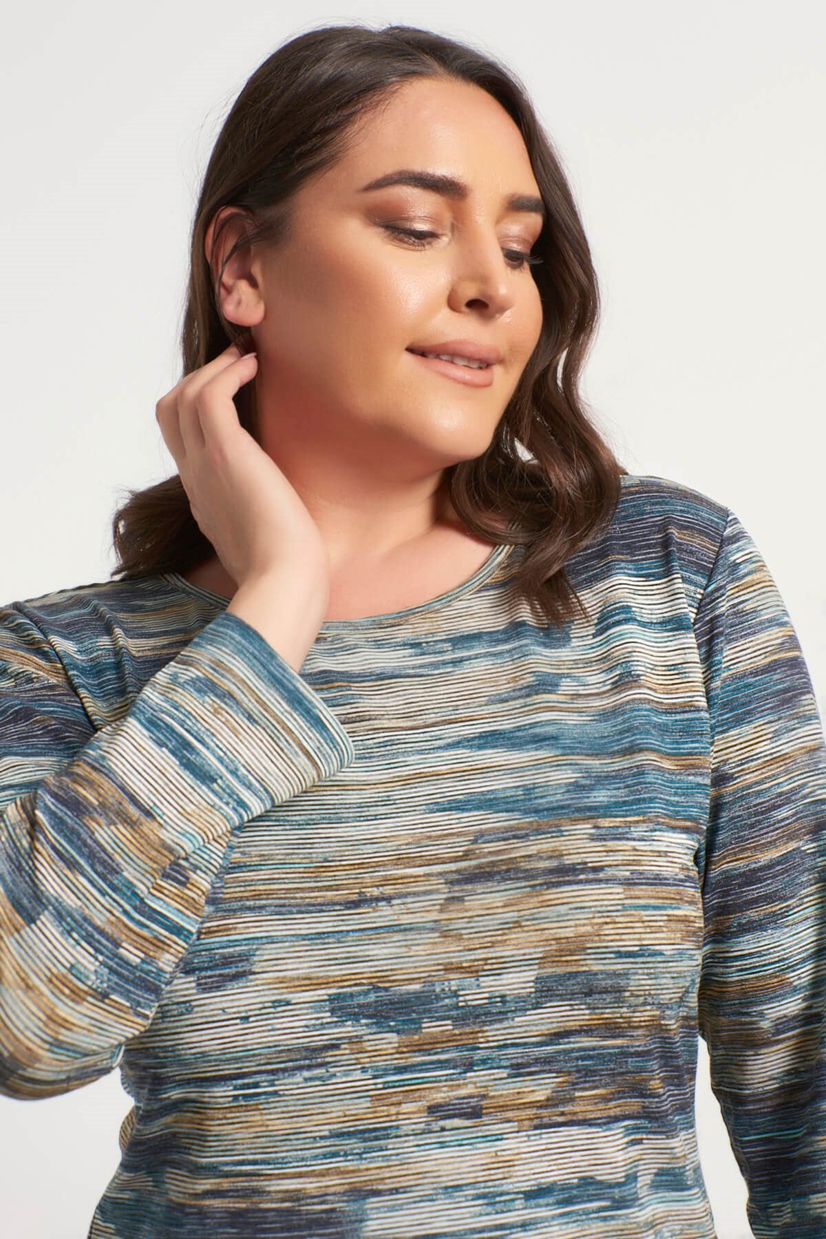 Kendinden Desenli Örme Tişört