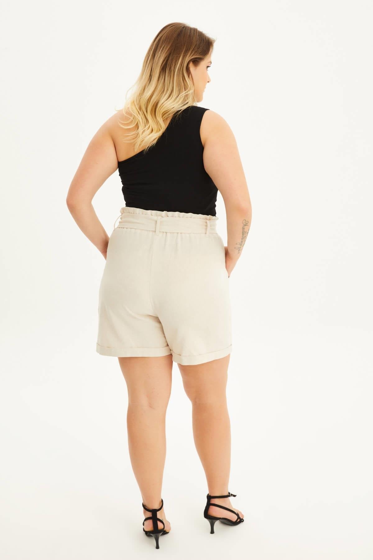Keten Beli Lastikli ve Kuşaklı Şort