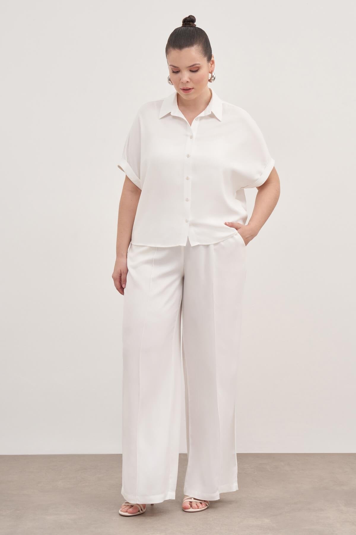 Kısa Kollu Oversize Gömlek