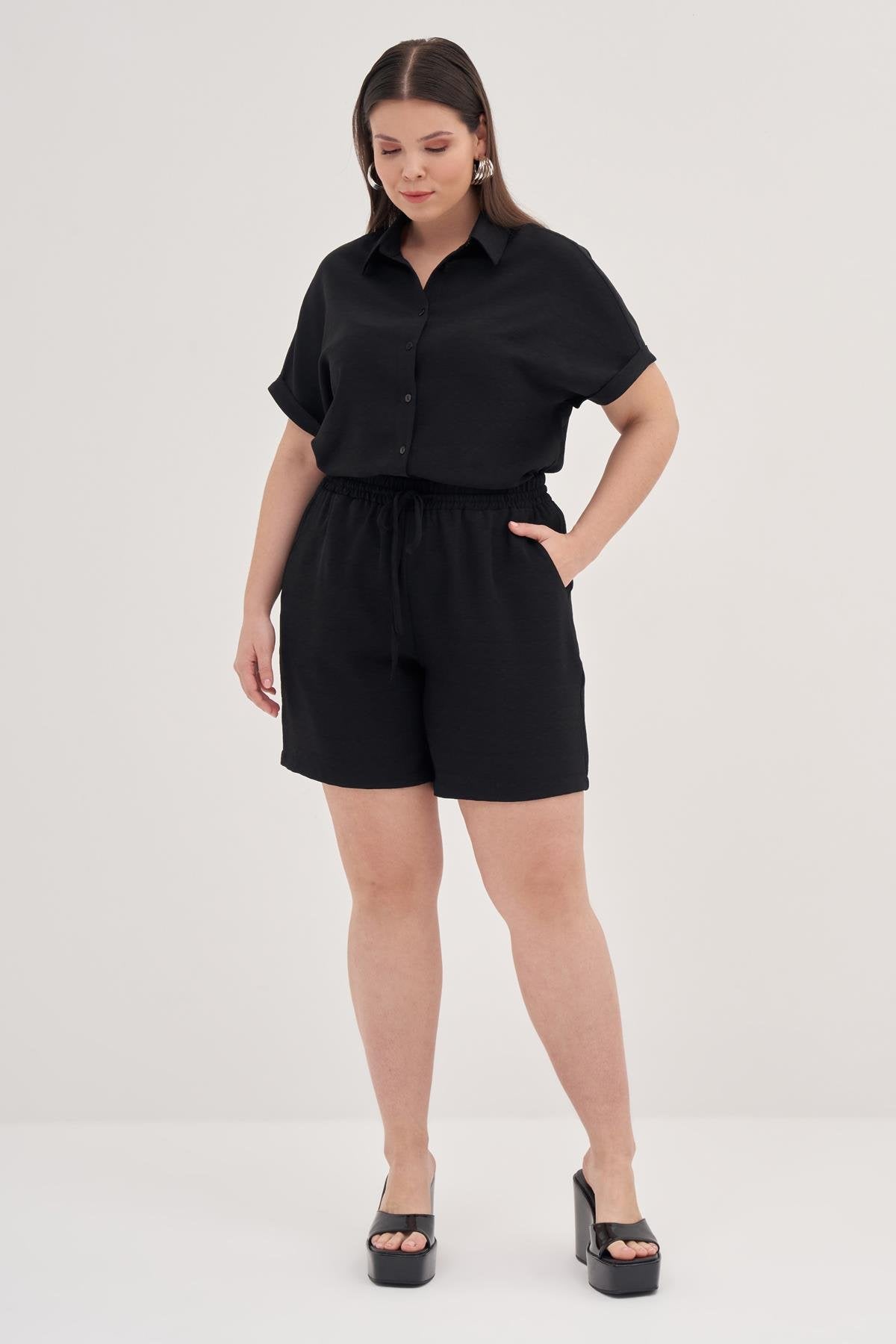 Kısa Kollu Oversıze Gömlek