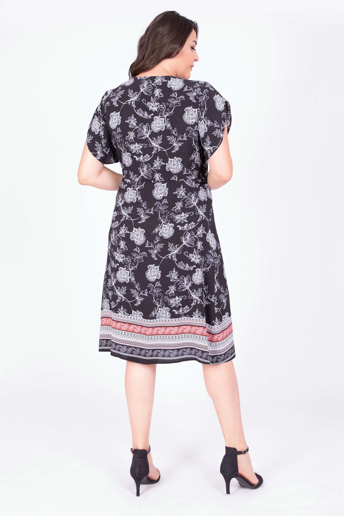 Kol Detaylı Kruvaze Elbise