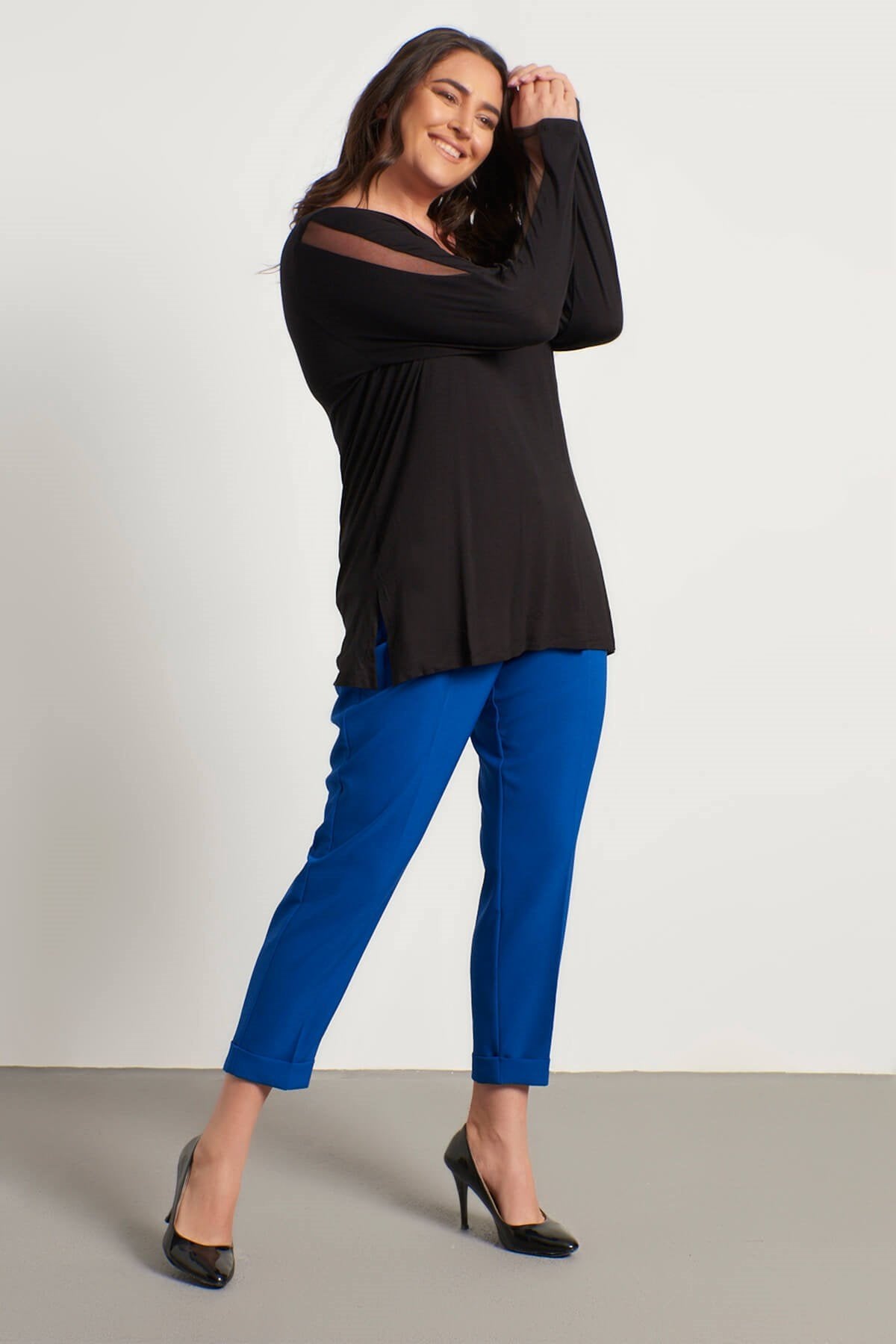 Kolları File Detaylı Bluz