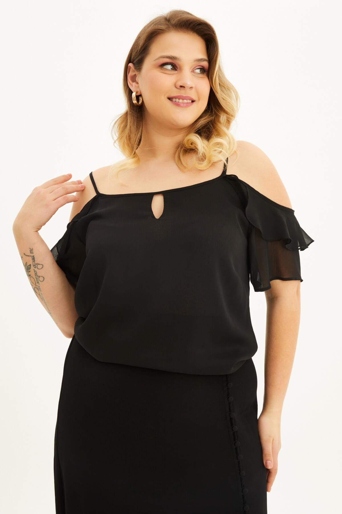 Kolları Pencereli Fırfırlı Bluz