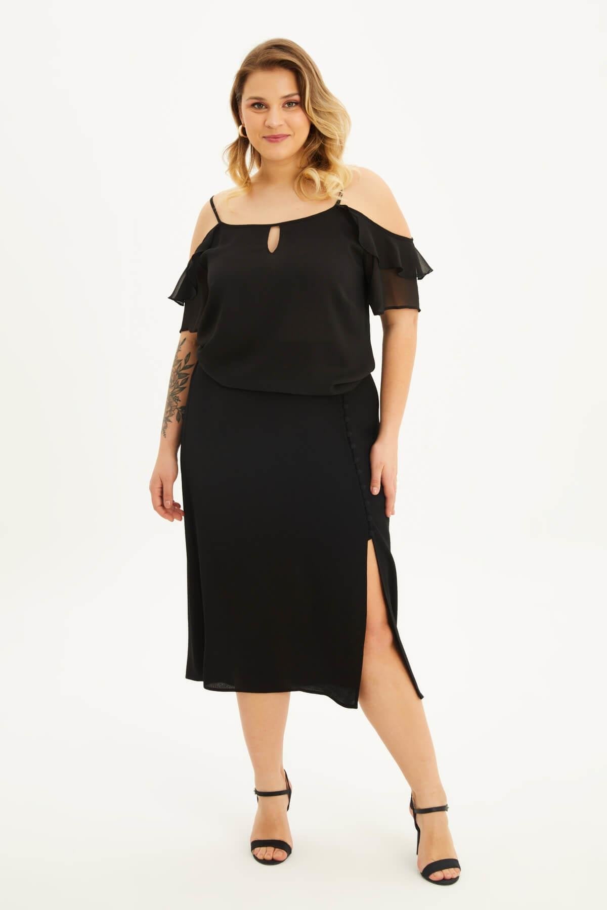 Kolları Pencereli Fırfırlı Bluz