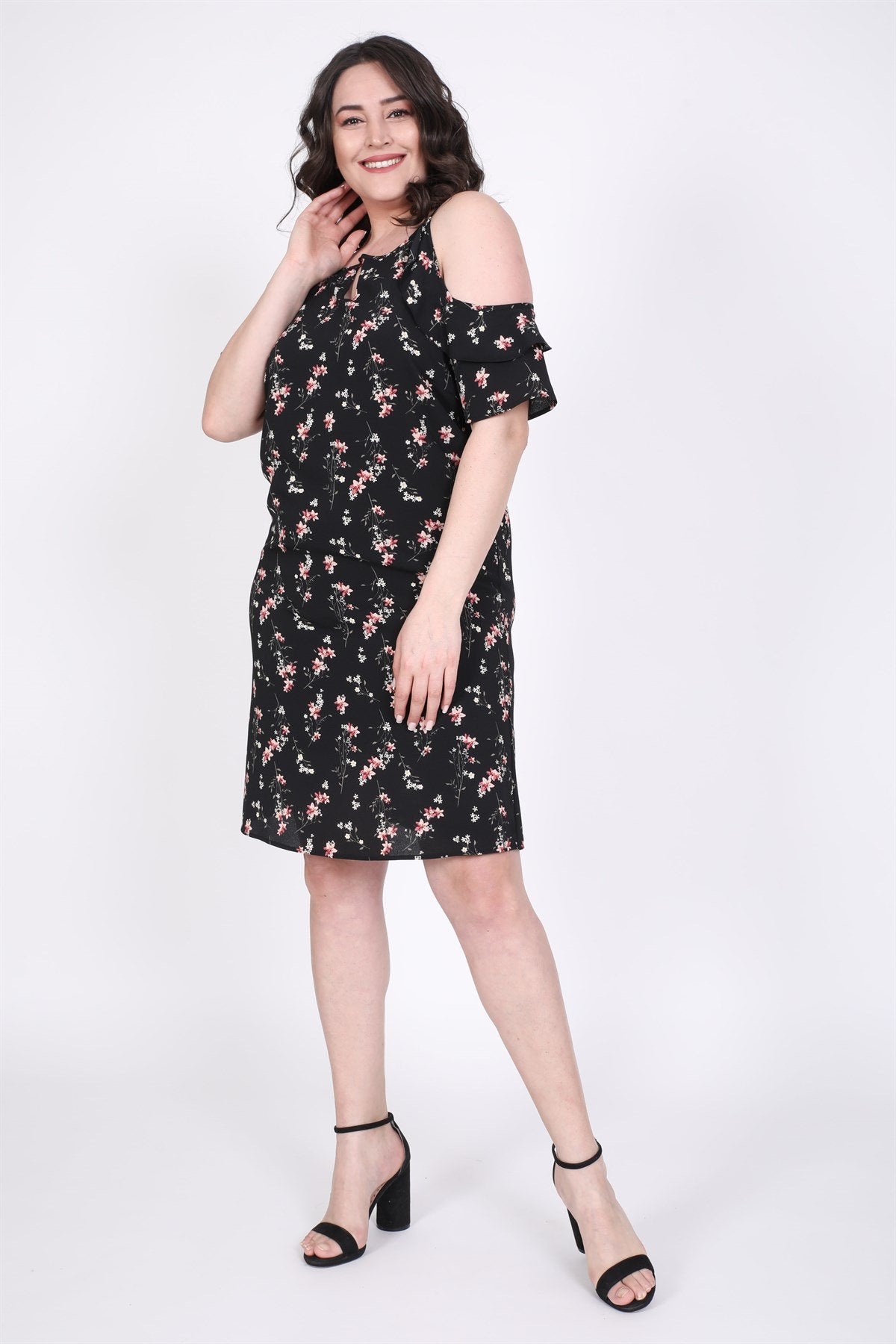 Kolları Pencereli Fırfırlı Elbise