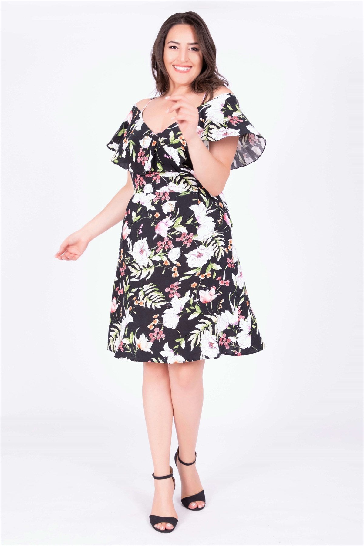 Kolları Volanlı Elbise