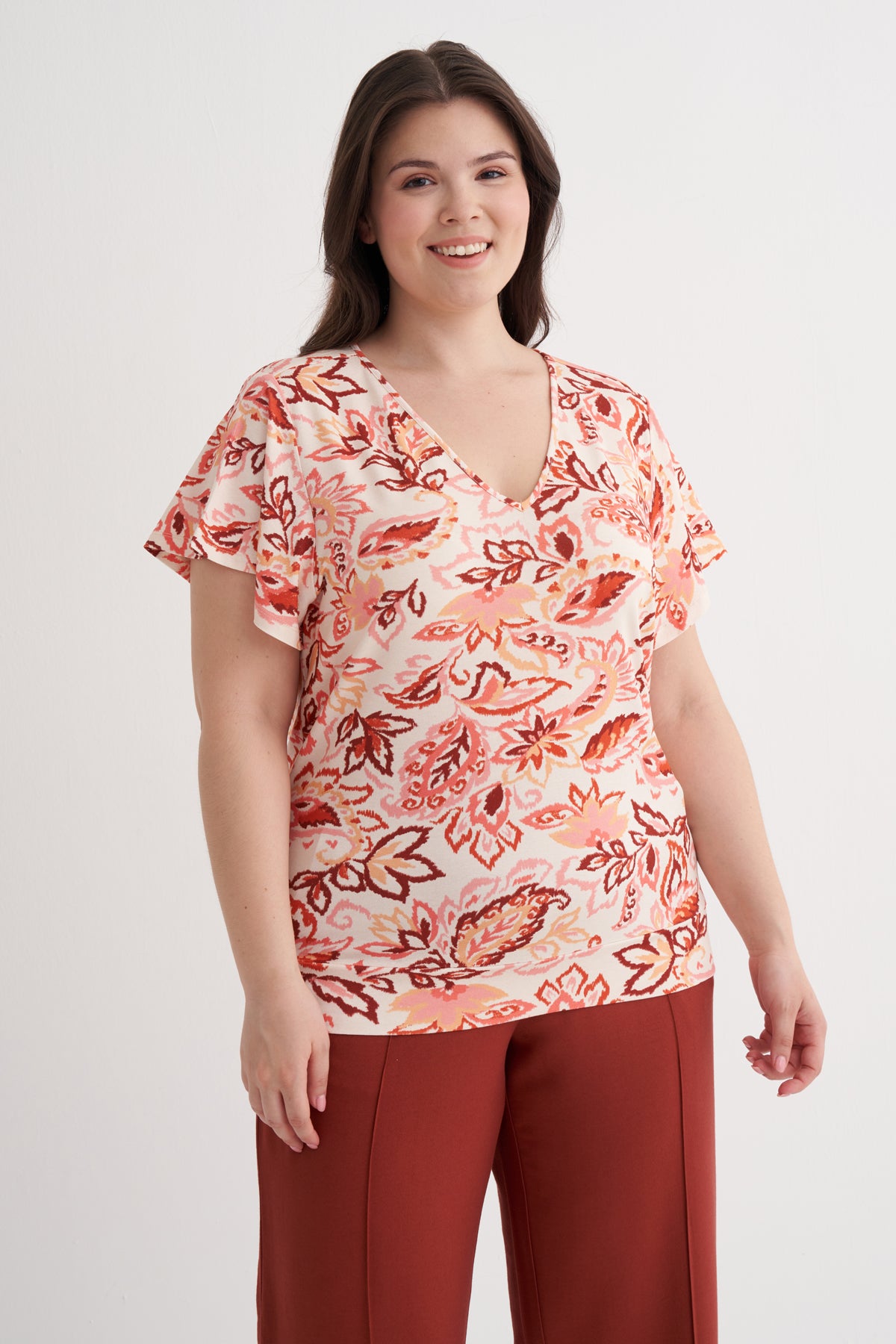 Kolları Volanlı Örme Tişört