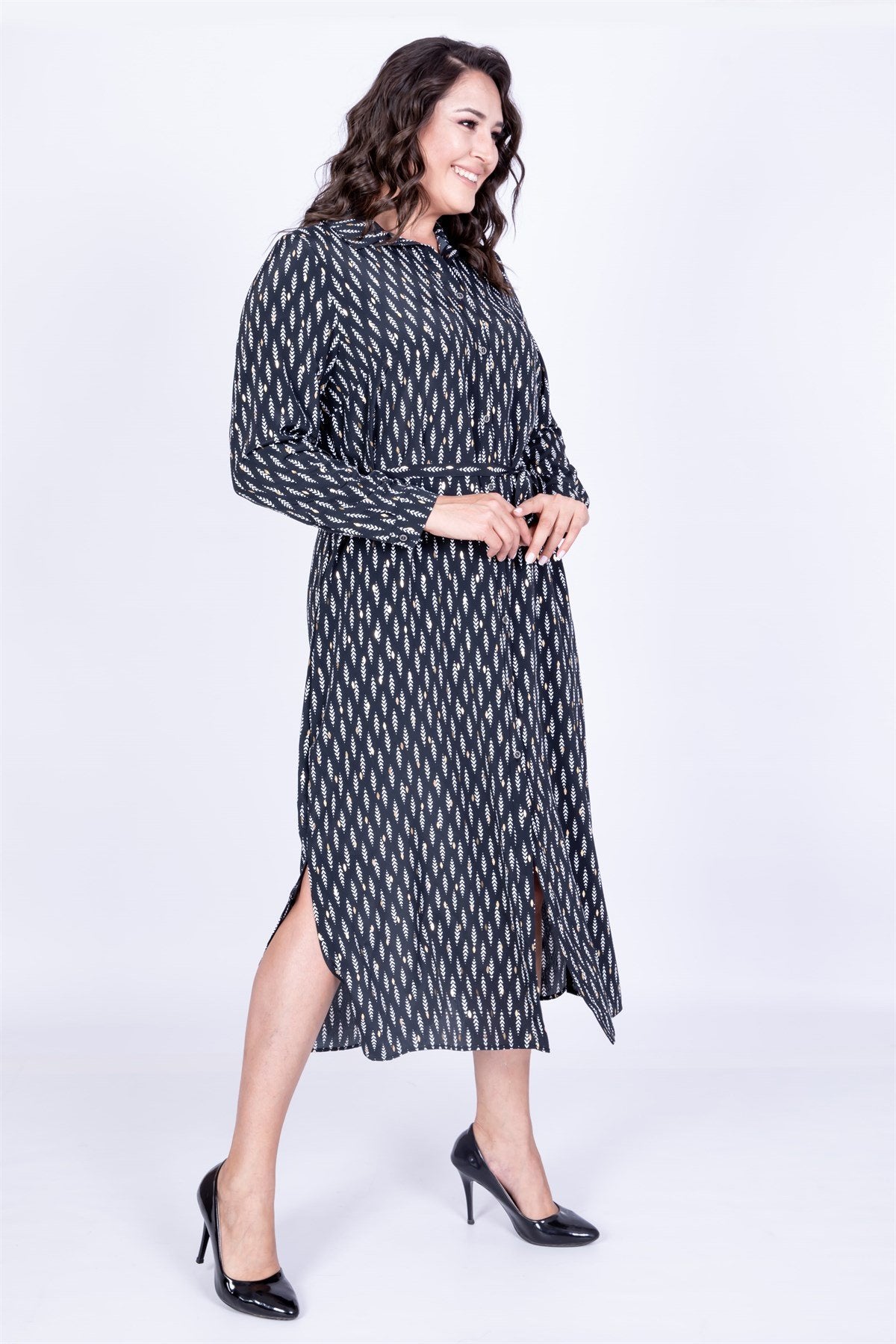 Kuşaklı Yırtmaçlı Gömlek Elbise