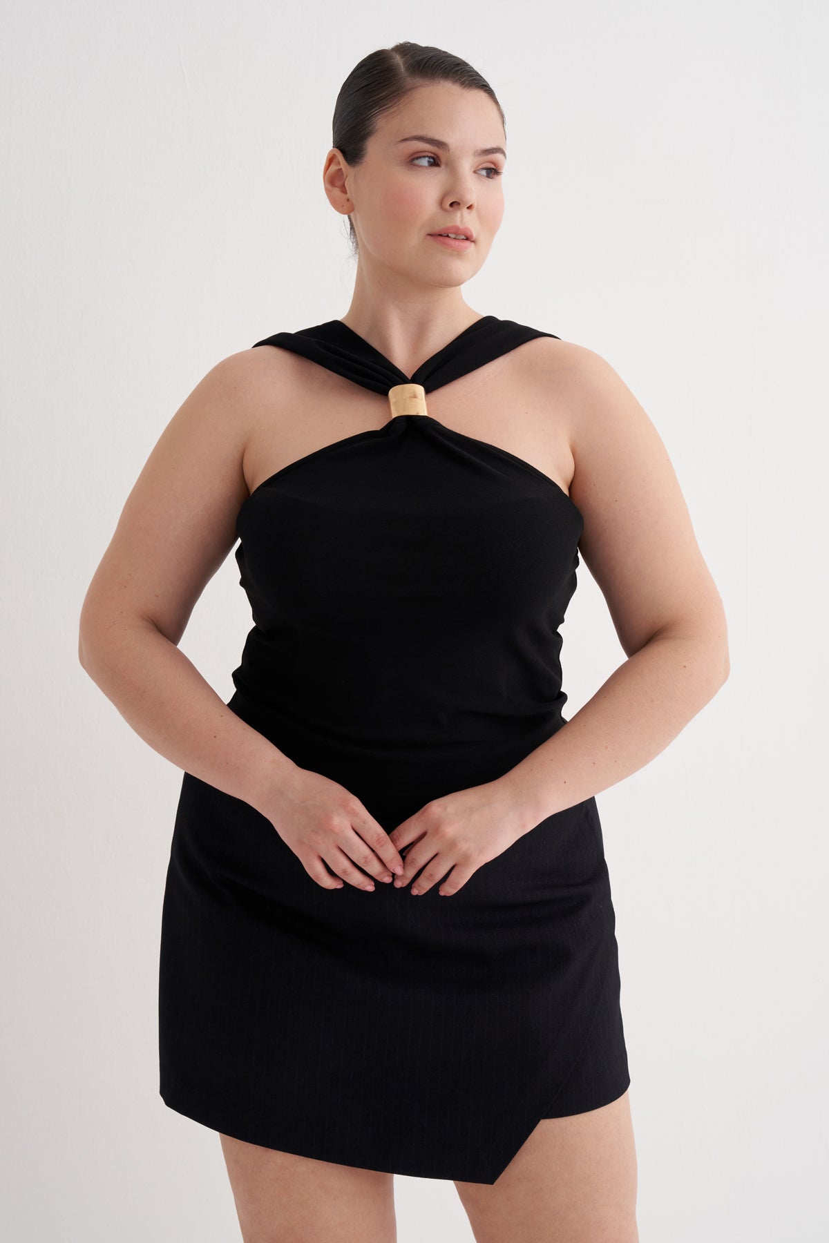 Metal Toka Detaylı Halter Top