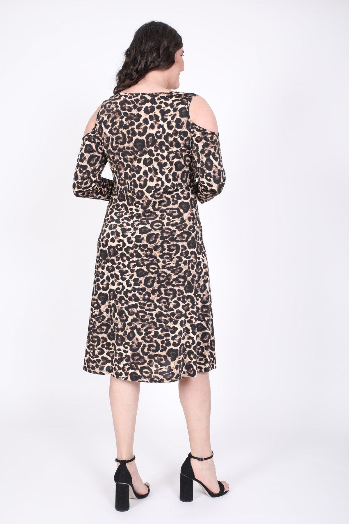 Omuz Çerçeveli Anvelop Elbise