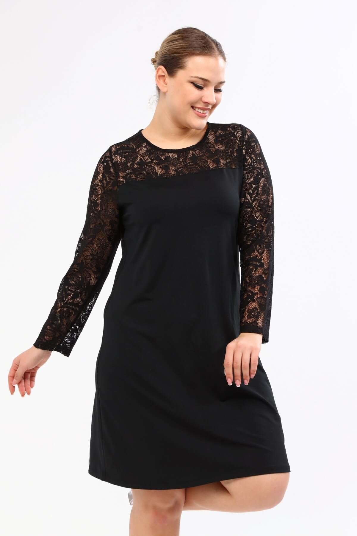 Omuzu ve Kolları Dantelli Elbise