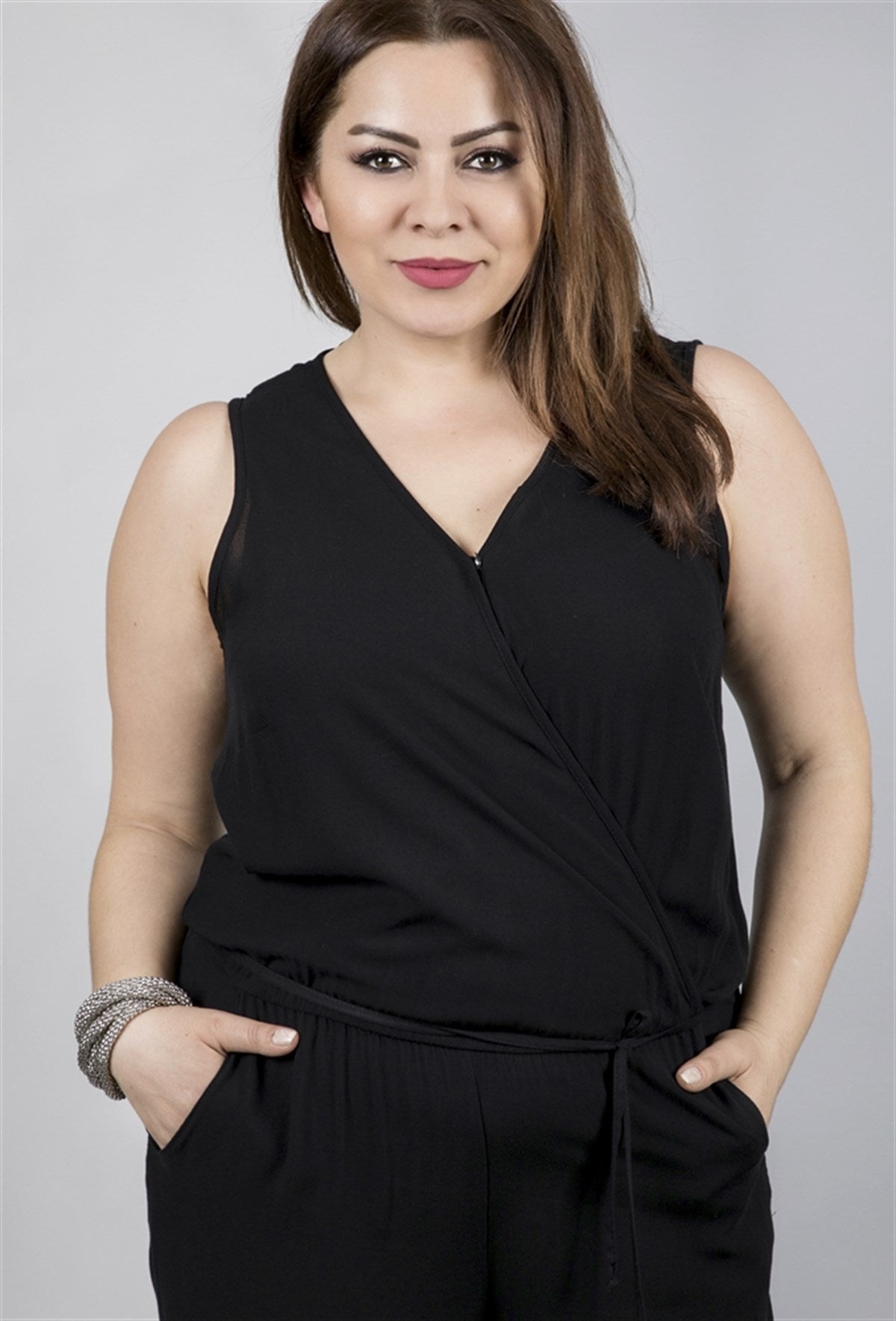 Önden Bağlamalı Tulum