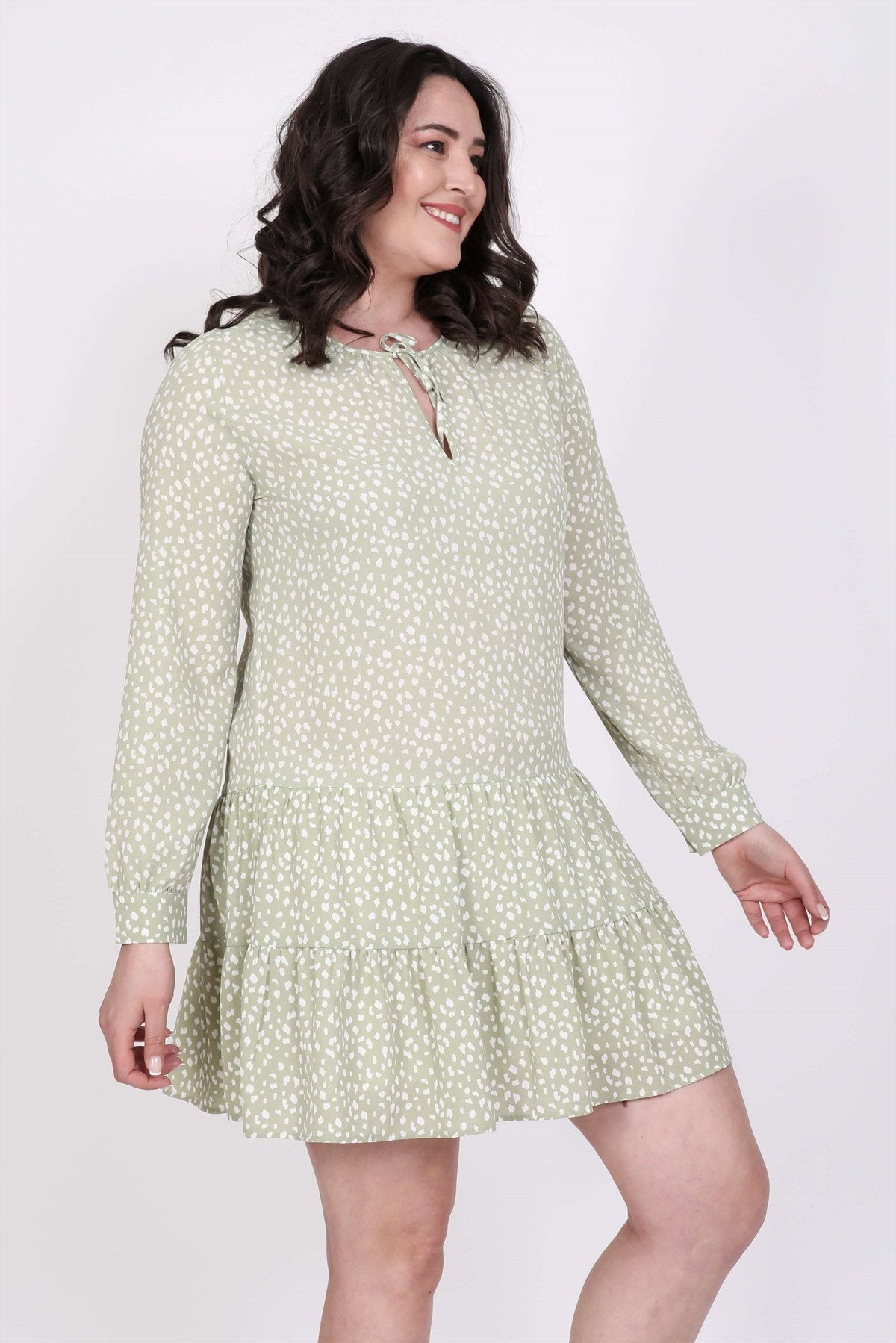 Önü Bağcıklı Eteği Fırfırlı Elbise