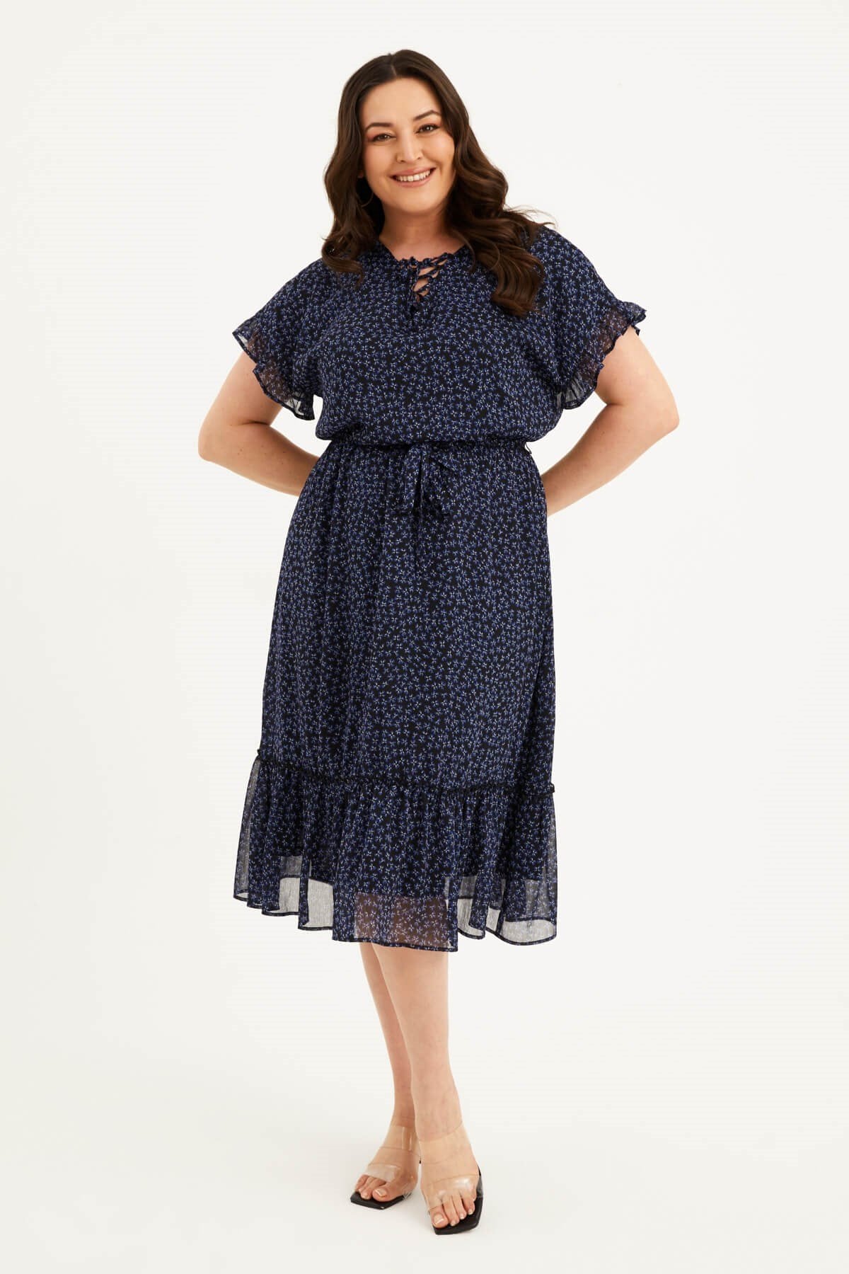 Önü Bağcıklı Fırfır Detaylı Şifon Elbise