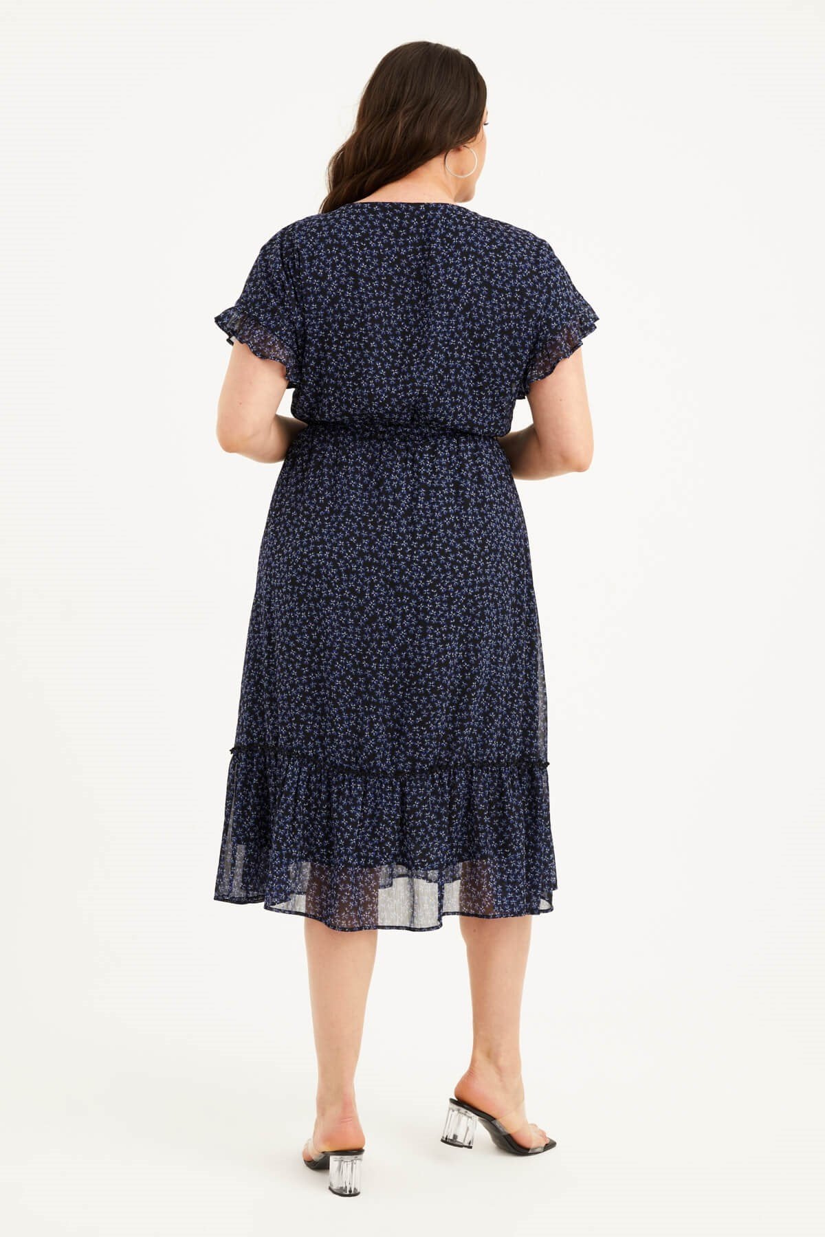 Önü Bağcıklı Fırfır Detaylı Şifon Elbise