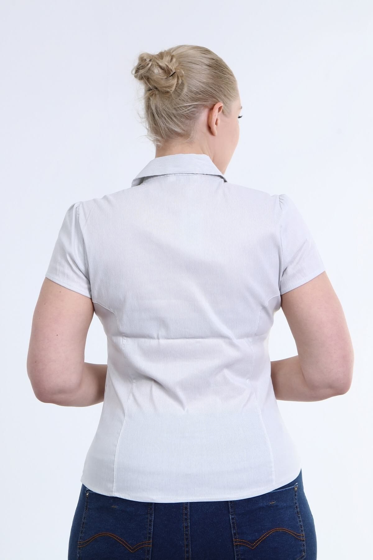 Önü Büzgülü Kısa Kollu Gömlek