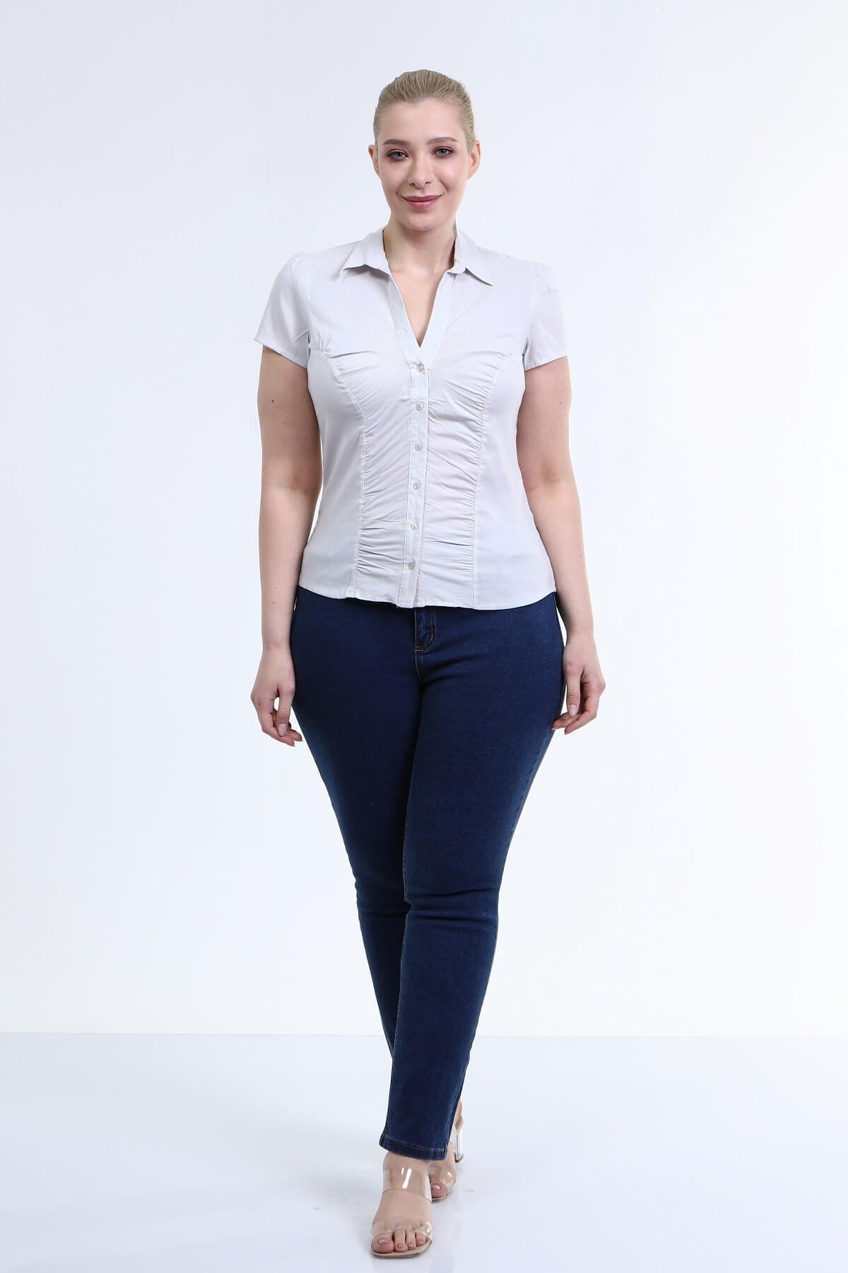 Önü Büzgülü Kısa Kollu Gömlek