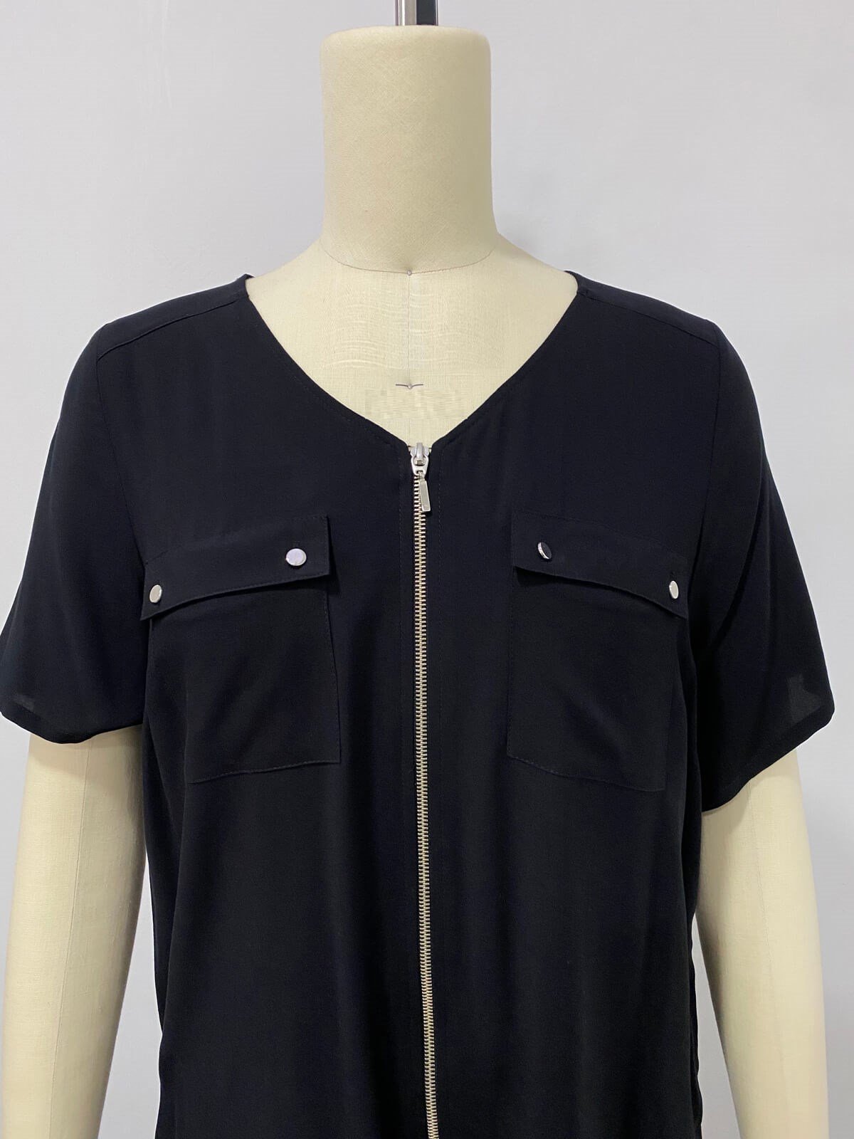 Önü Fermuarlı Cepli Kısa Kollu Tunik