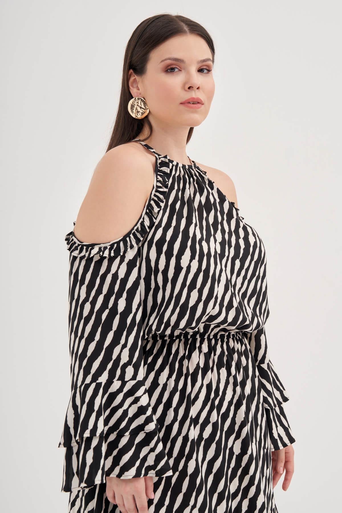 Pencere Detaylı Volanlı Elbise