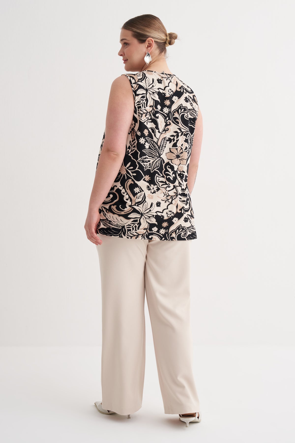 Pile Detaylı Örme Bluz