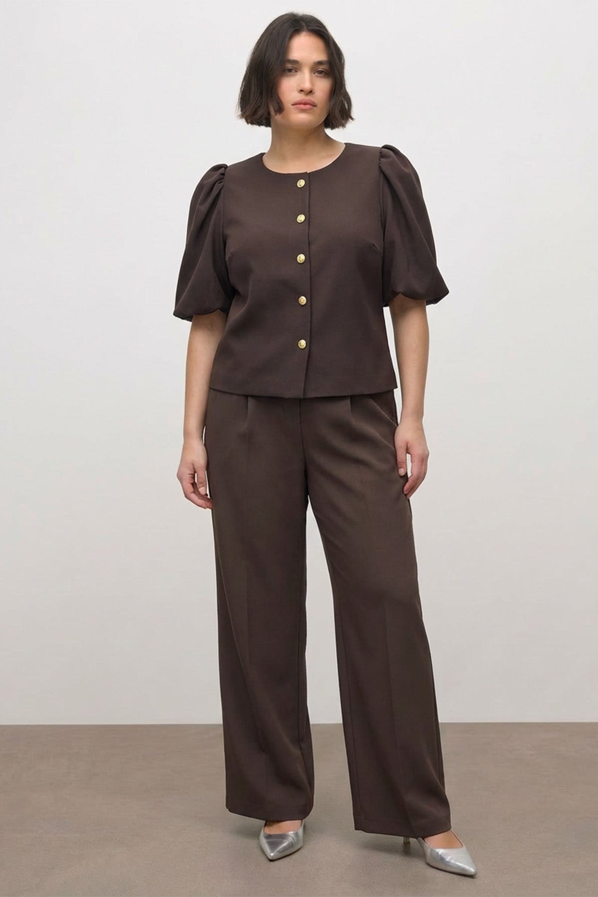 Puf Kollu Kısa Ceket