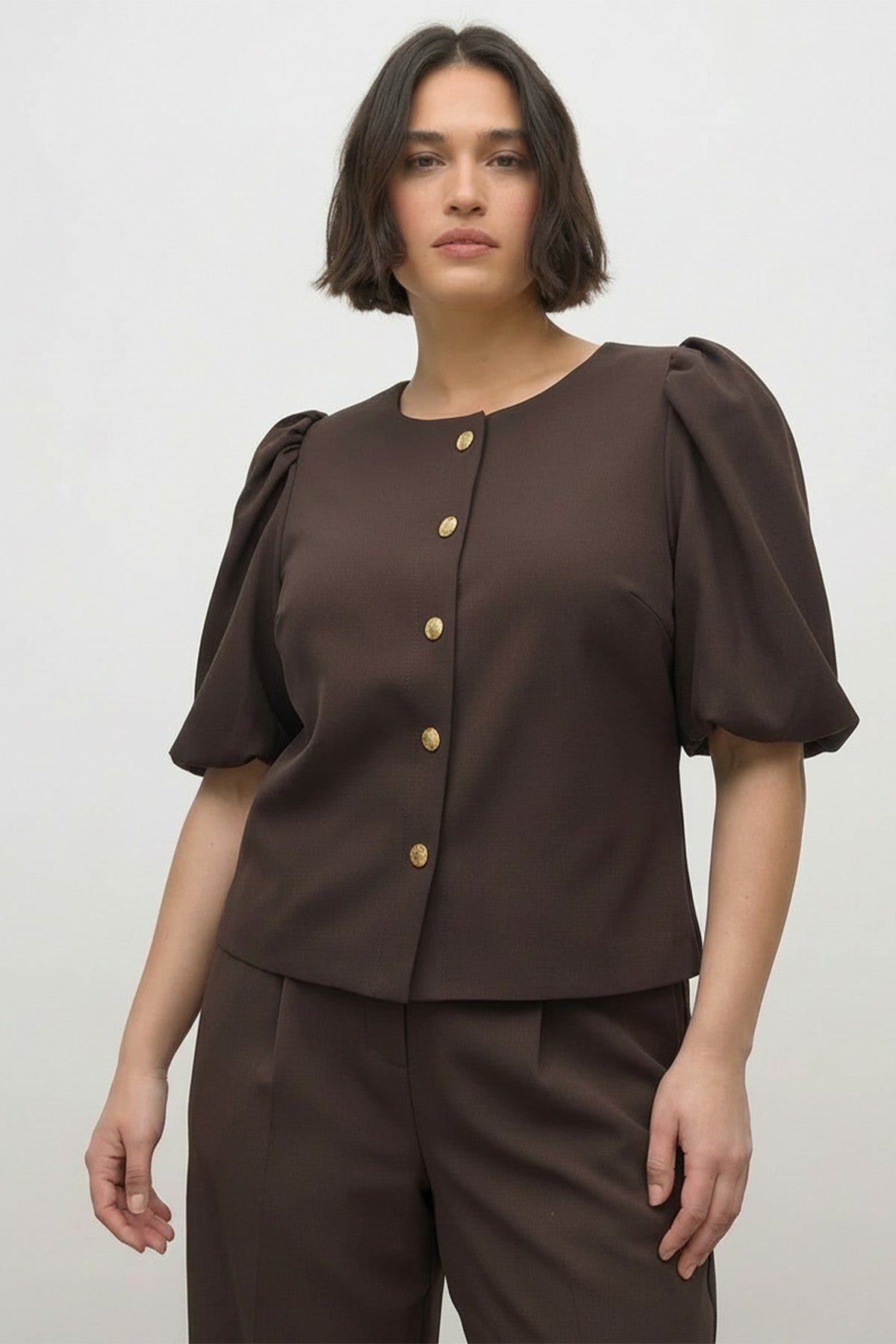 Puf Kollu Kısa Ceket