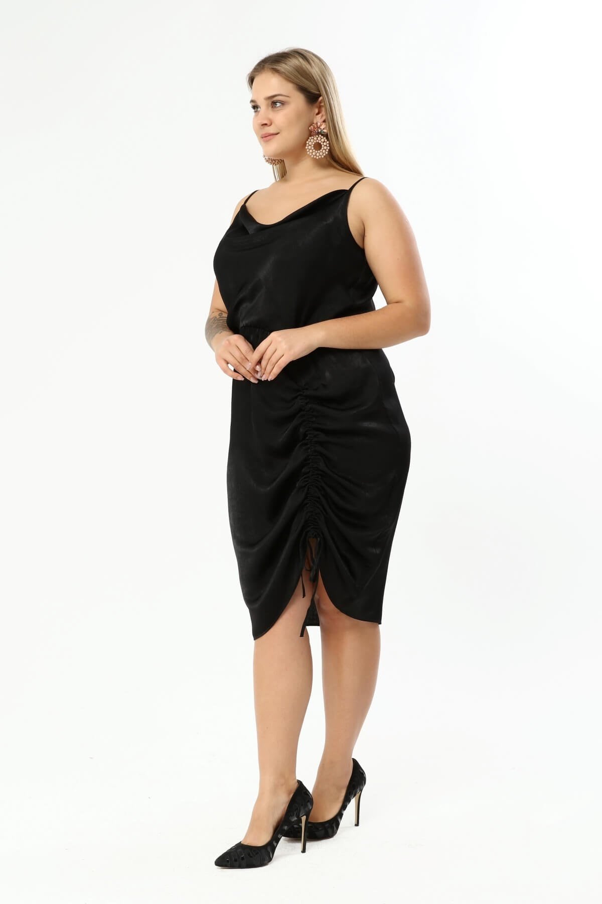 Saten Degaje Yaka Drape Detaylı Elbise