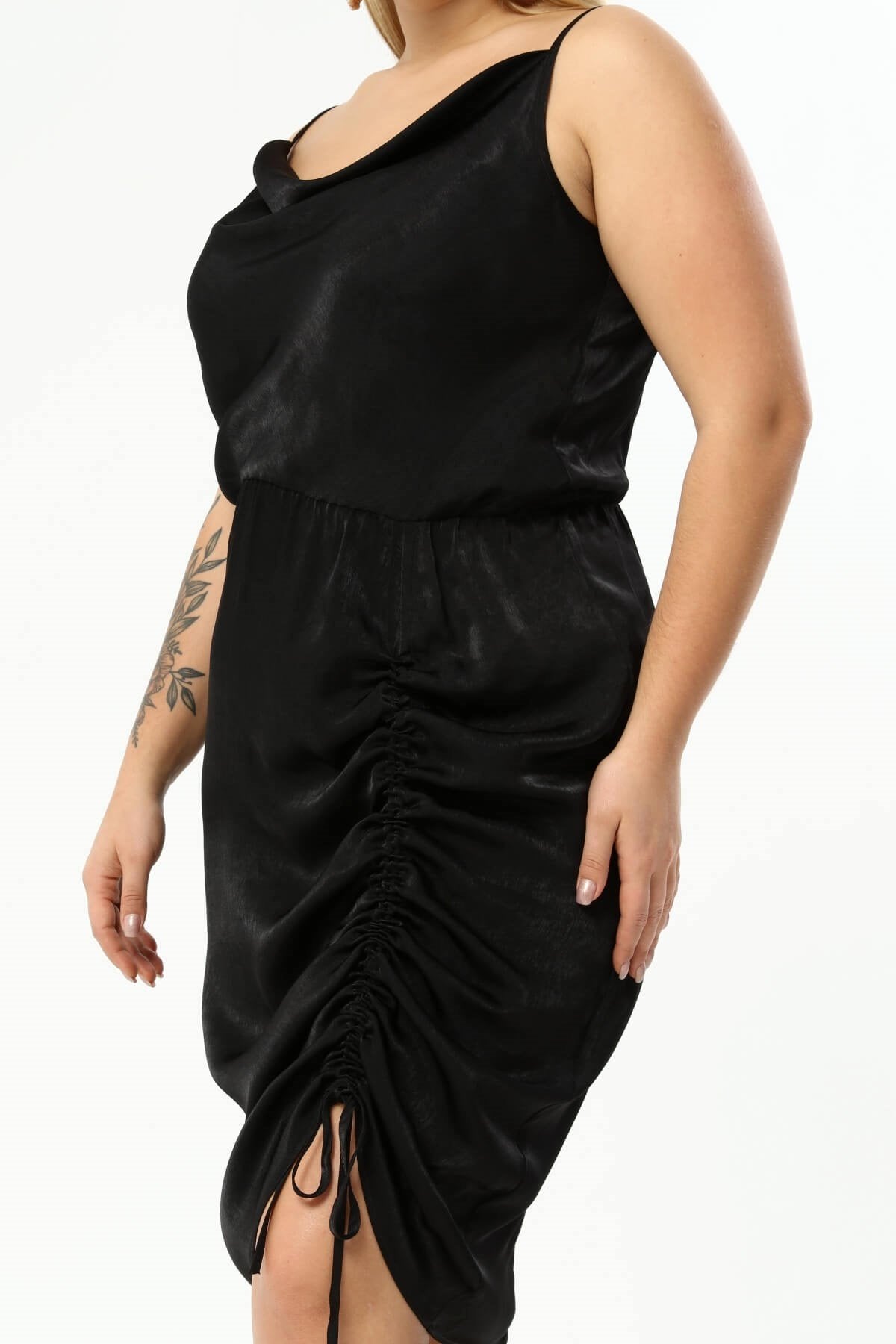 Saten Degaje Yaka Drape Detaylı Elbise