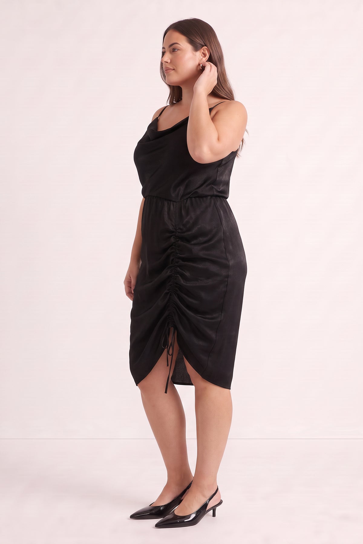 Saten Degaje Yaka Drape Detaylı Elbise