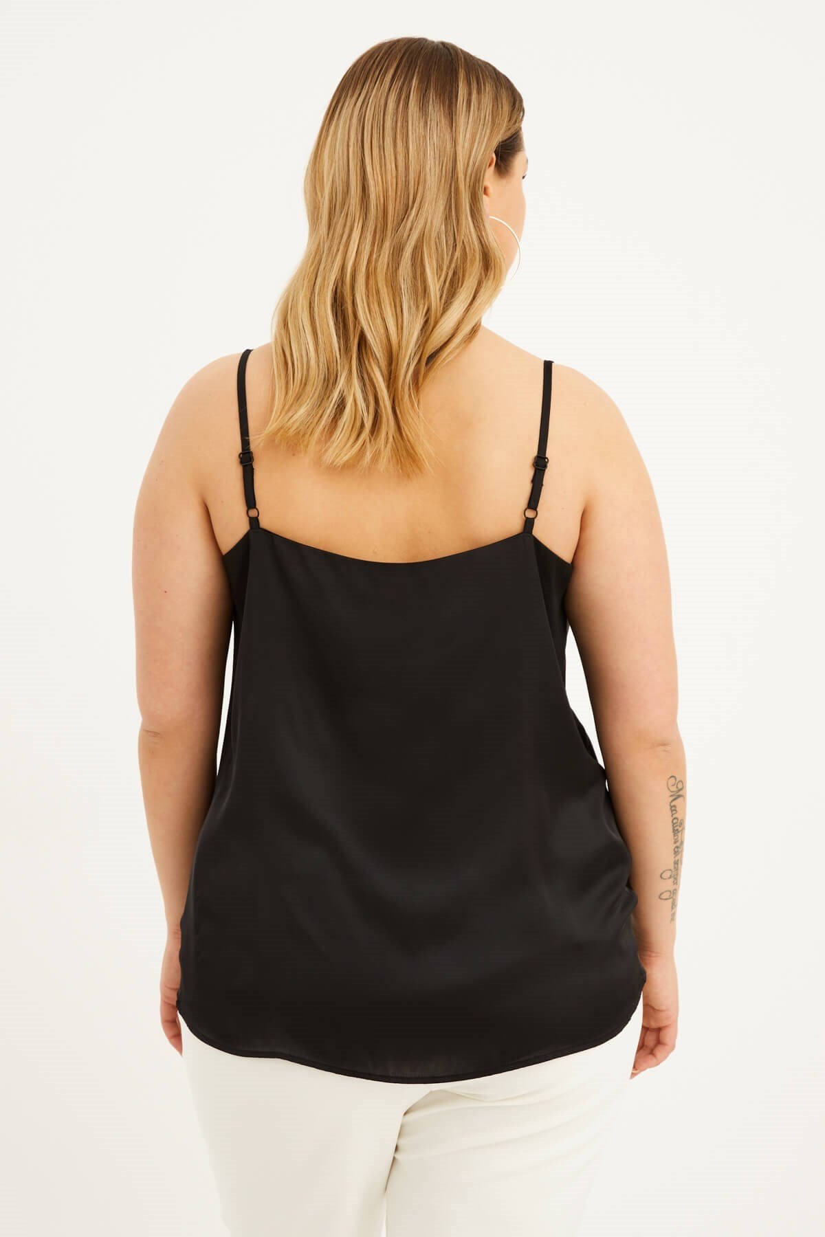 Saten Degaje Yaka İp Askılı Bluz