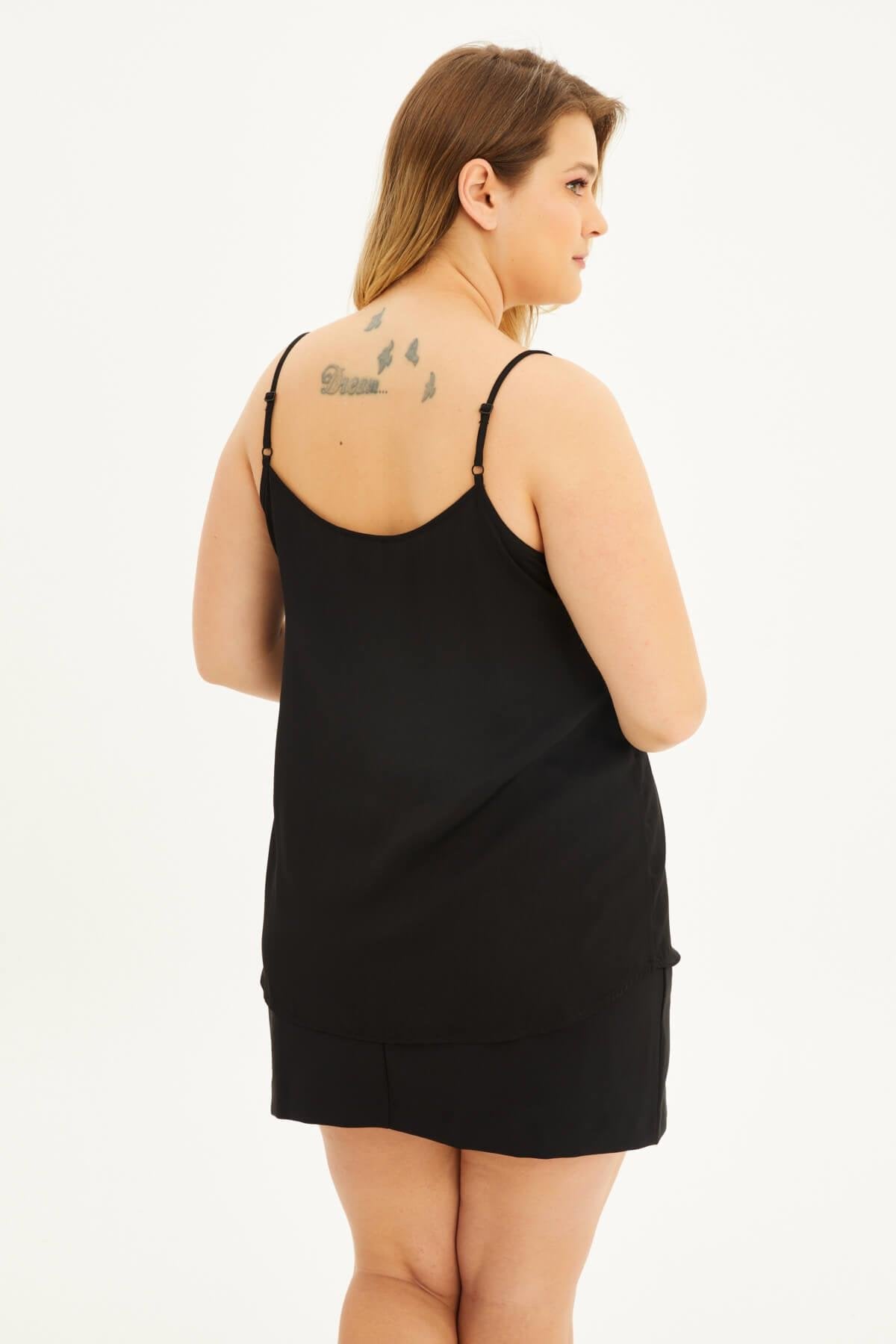 Saten İp Askılı Zincirli Bluz