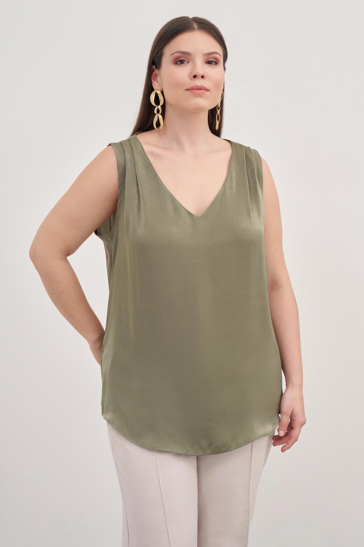 Saten Pile Detay Bluz