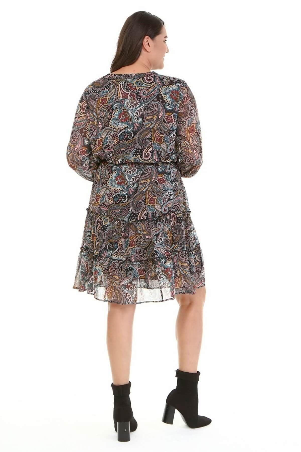 Şifon Fırfır Detaylı Kuşaklı Elbise