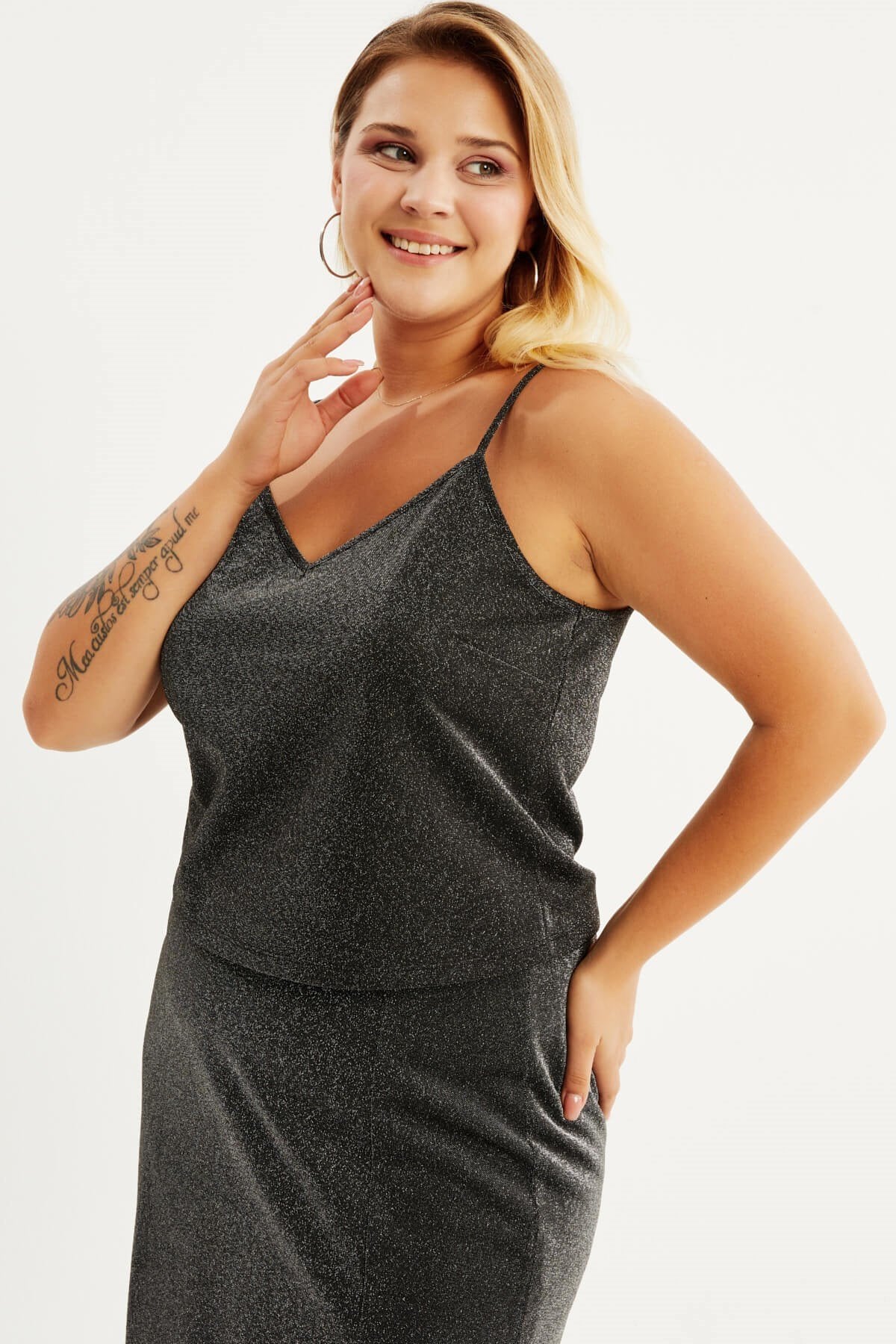 Simli İp Askılı Top