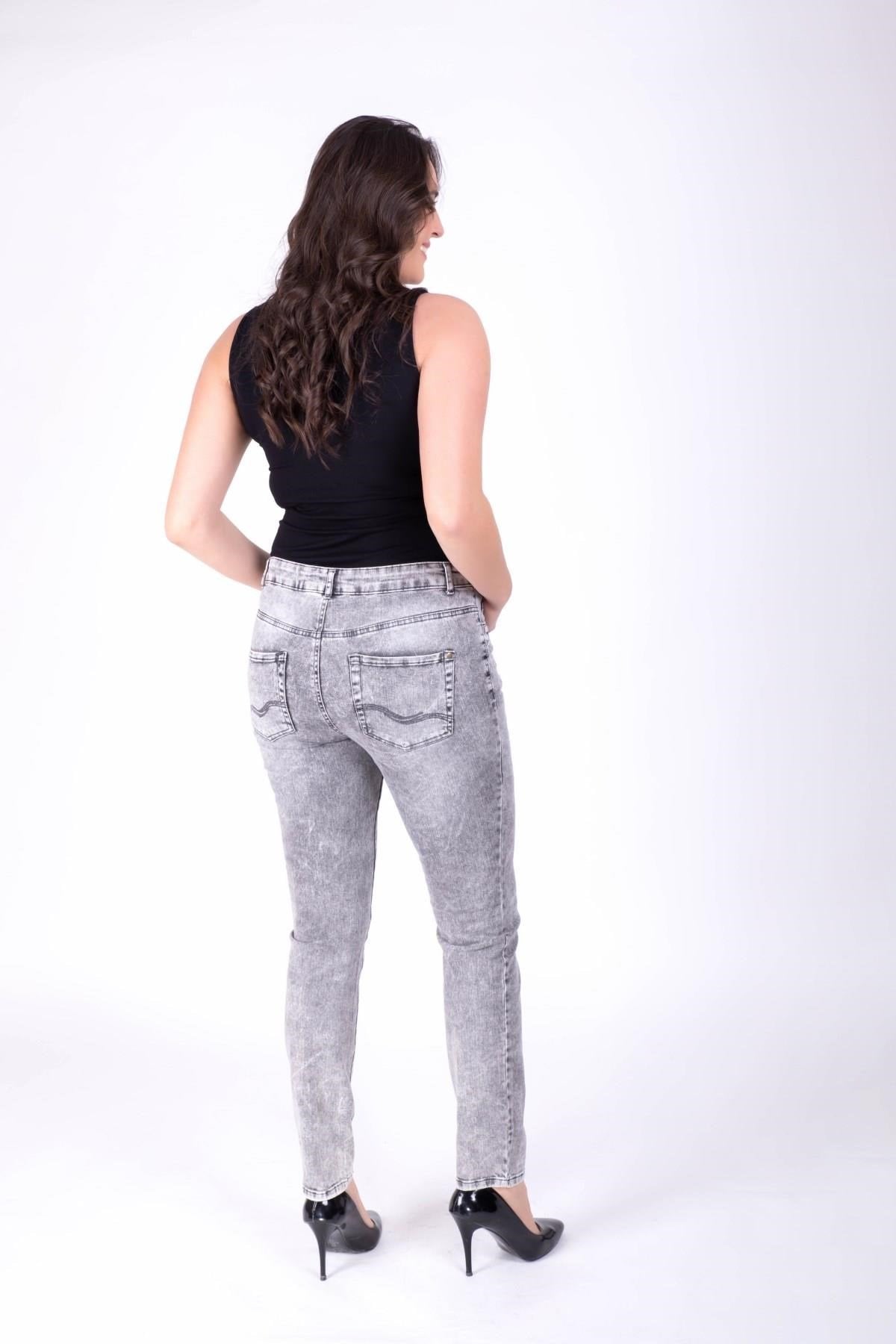 Taşlanmış Denim Jean Pantolon