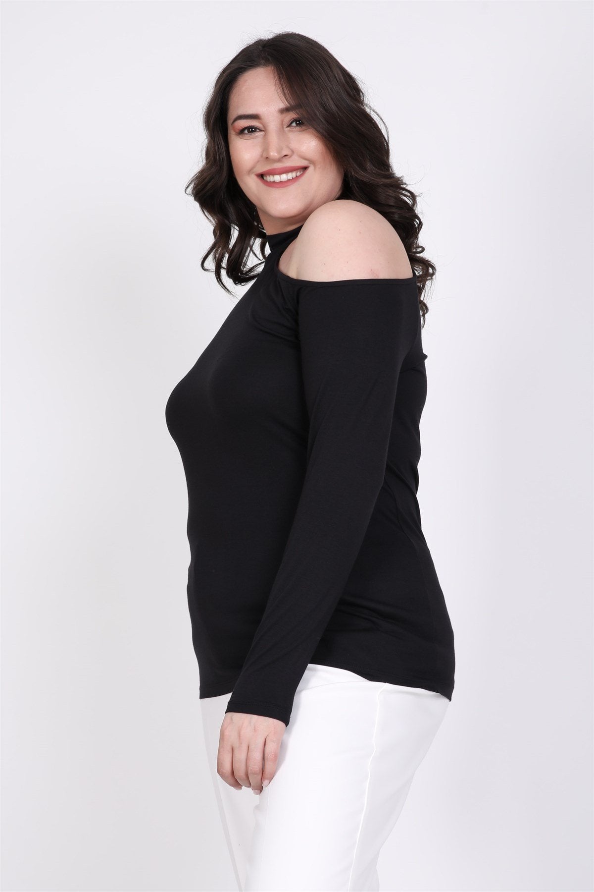 Tasma Yaka Düşük Omuz Tişört