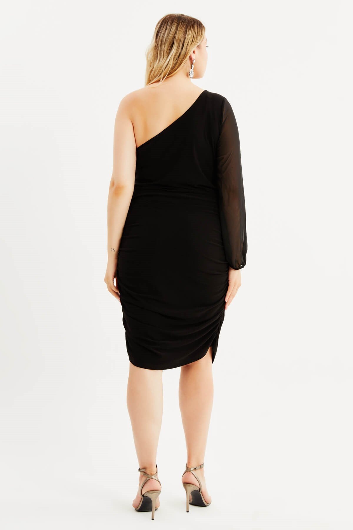 Tek Omuz Şifon Detaylı Büzgülü Elbise