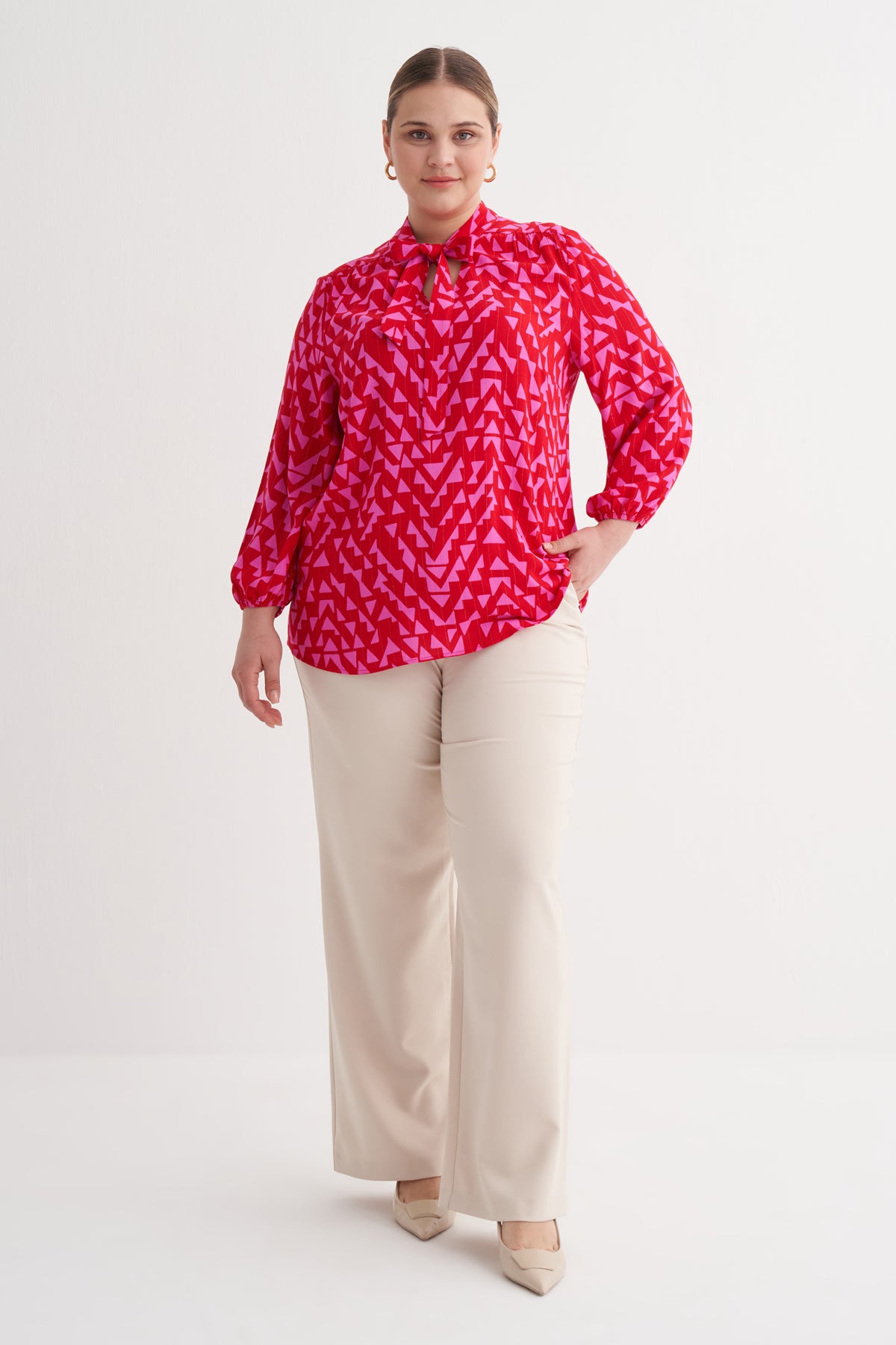 V Yaka Bağlama Detaylı Bluz