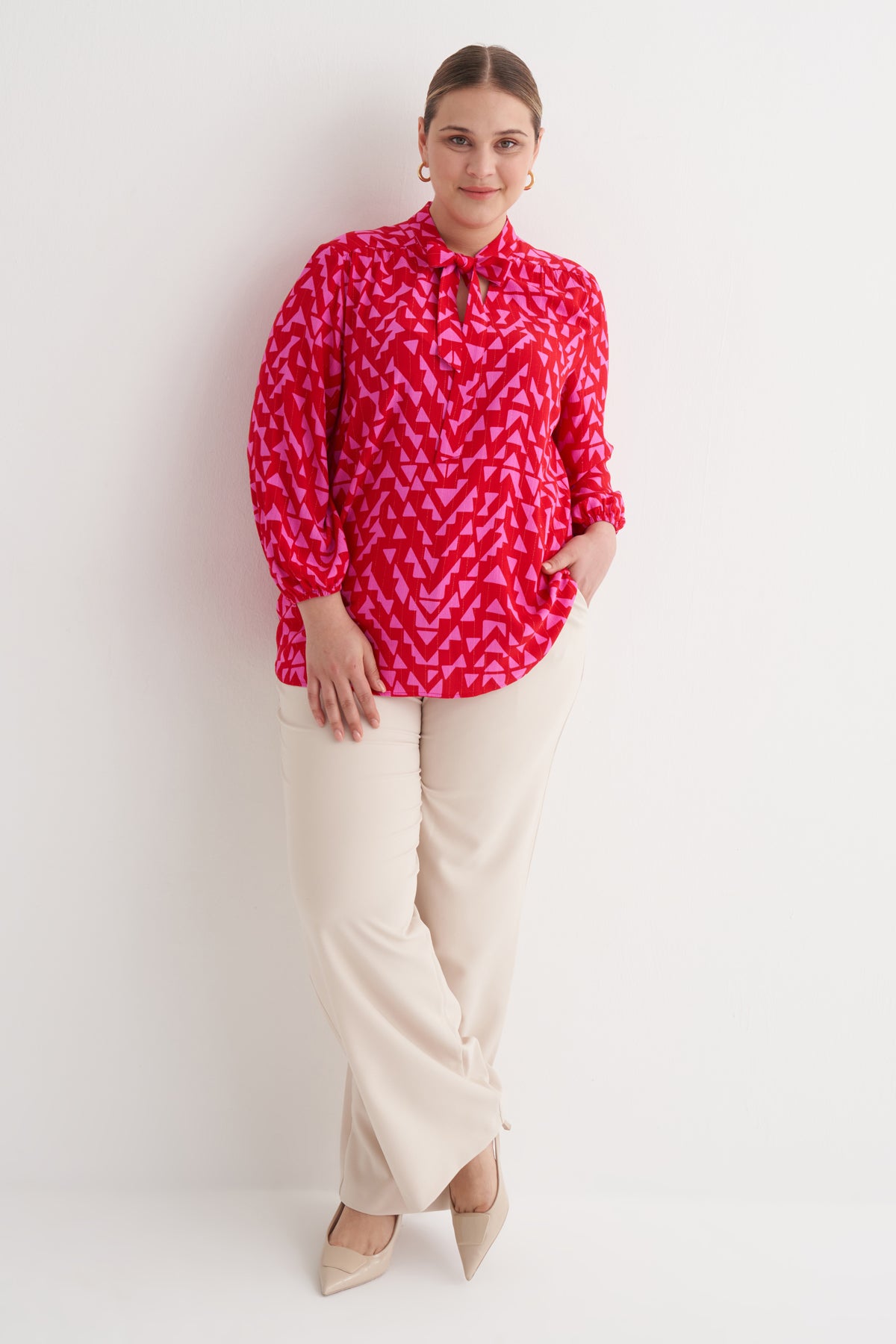 V Yaka Bağlama Detaylı Bluz