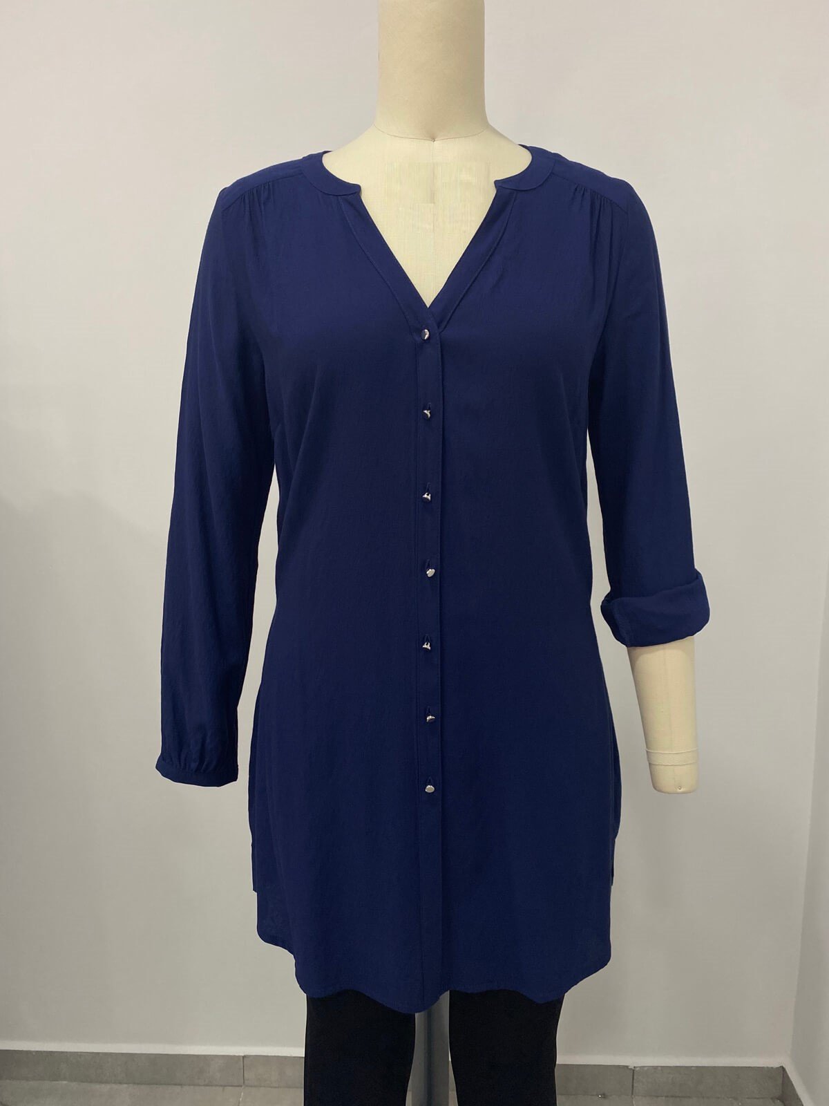 V Yaka Düğmeli Tunik