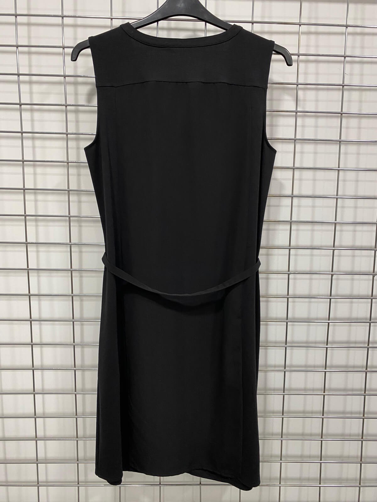 V Yaka Kolsuz Penye Elbise