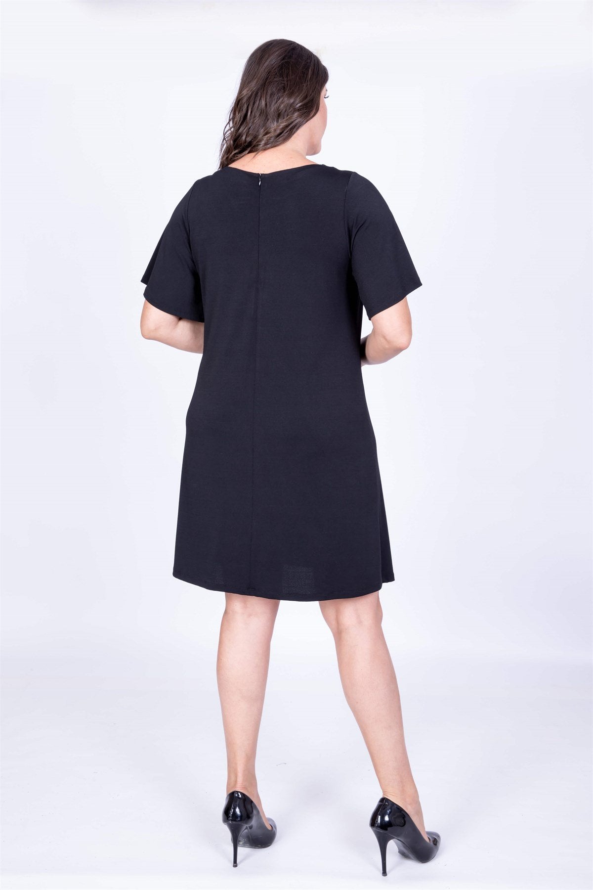 Yaka Çerçevesi Taşlı Elbise